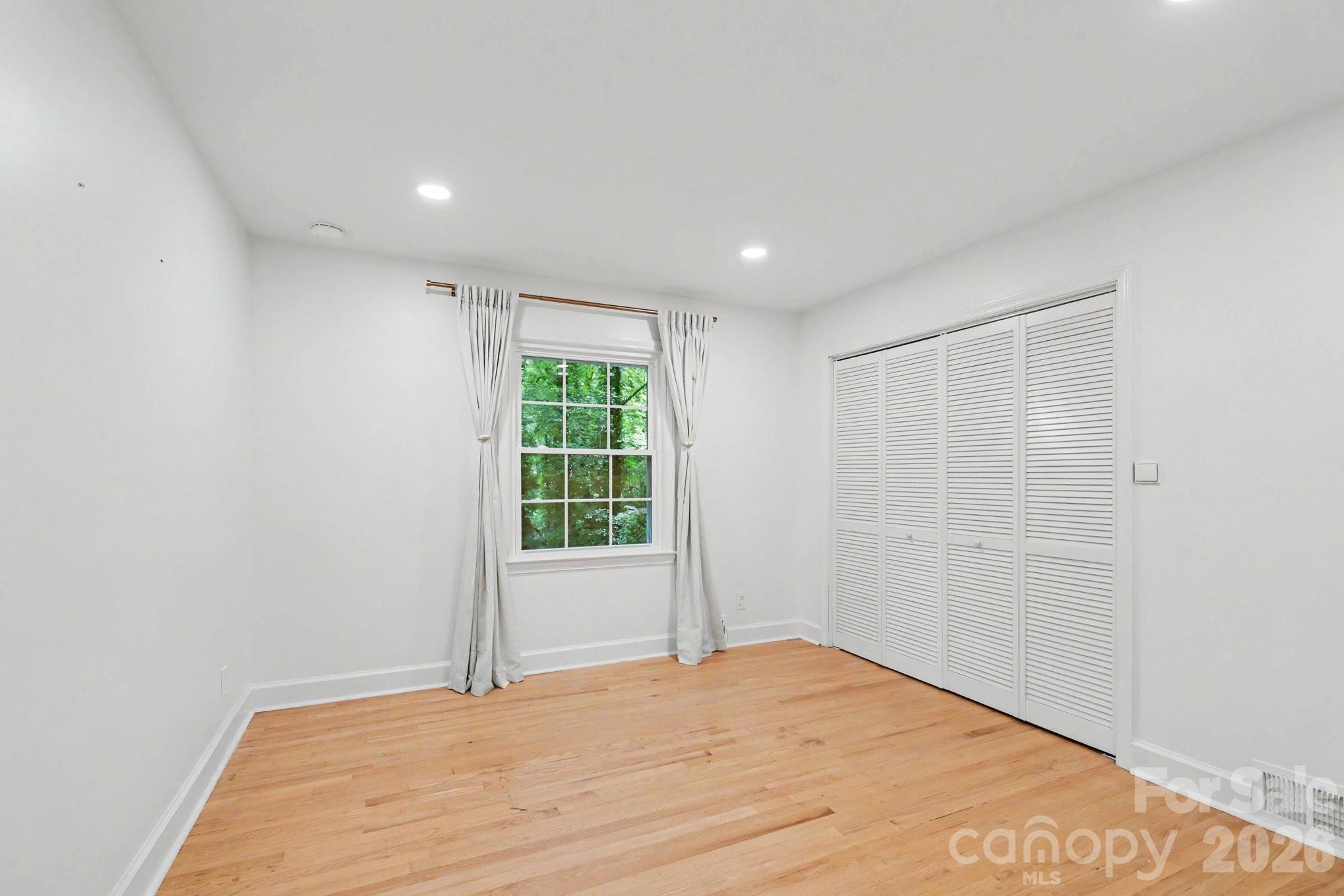 100 Malvern Court — Winston Salem