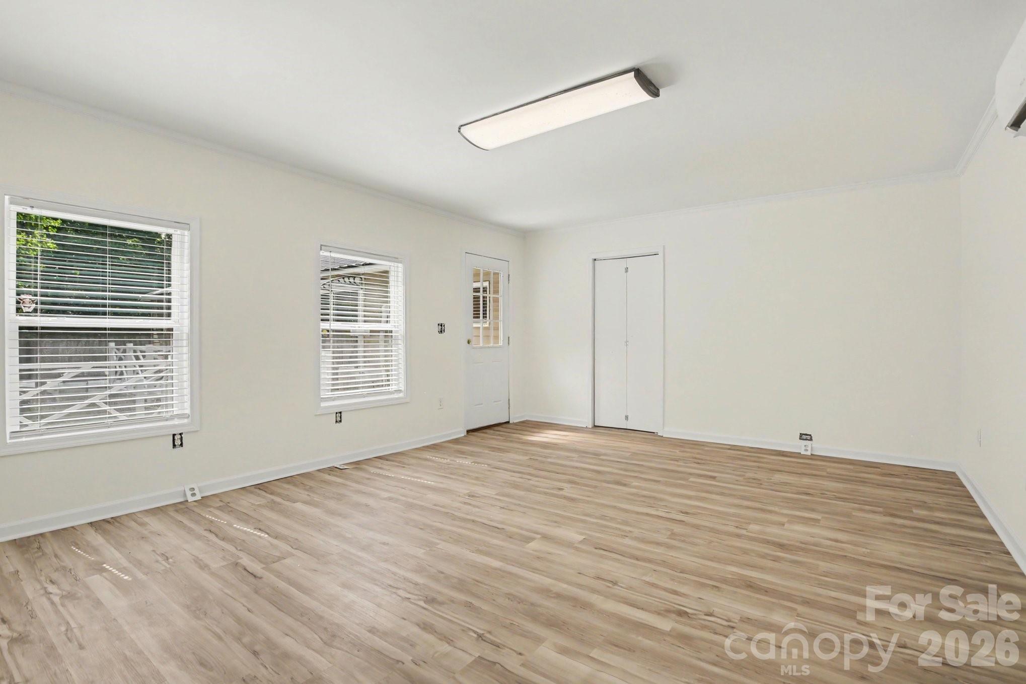 705 Loflin Road — Denton