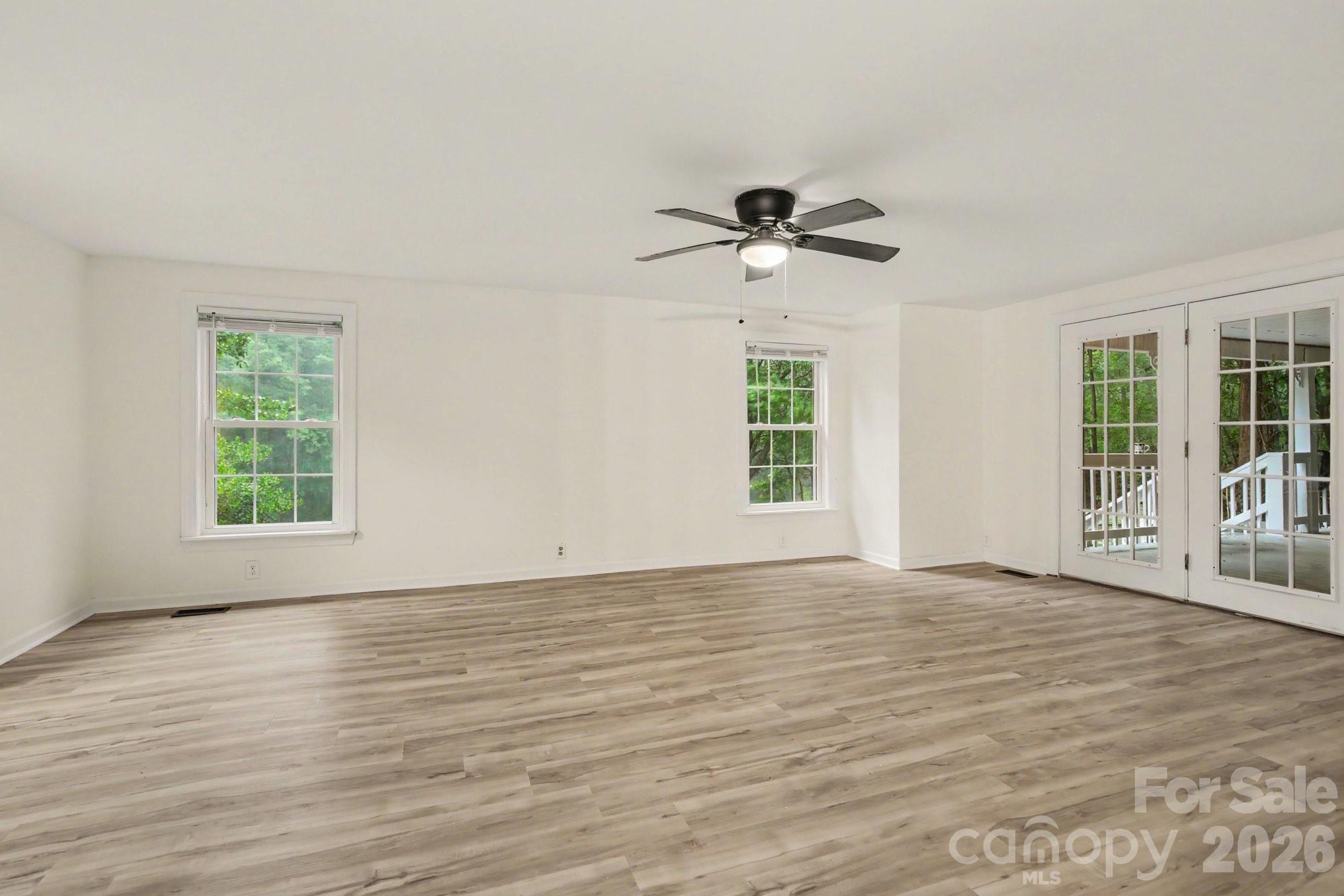 705 Loflin Road — Denton