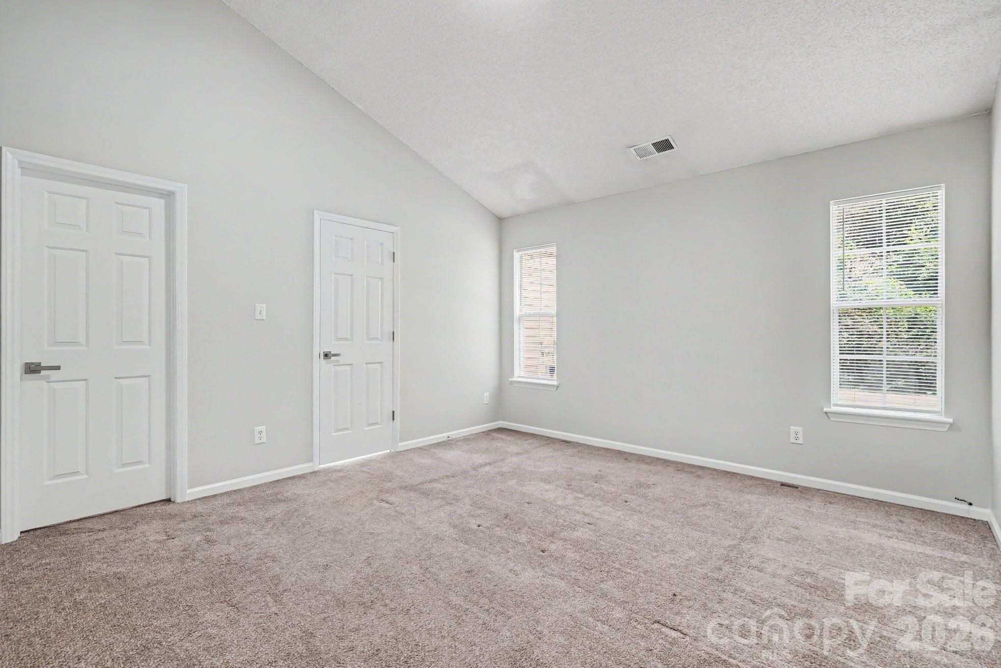7518 Prindle Lake Drive — Charlotte