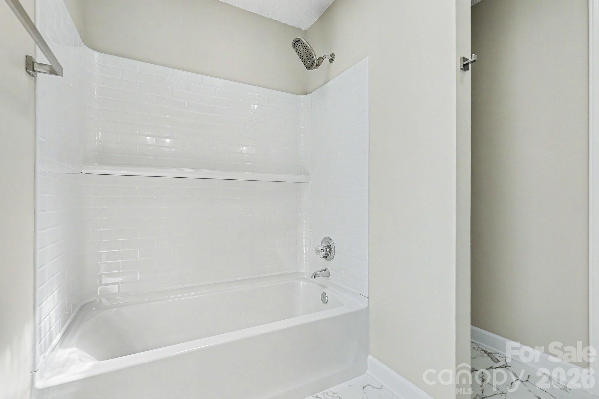 7518 Prindle Lake Drive — Charlotte