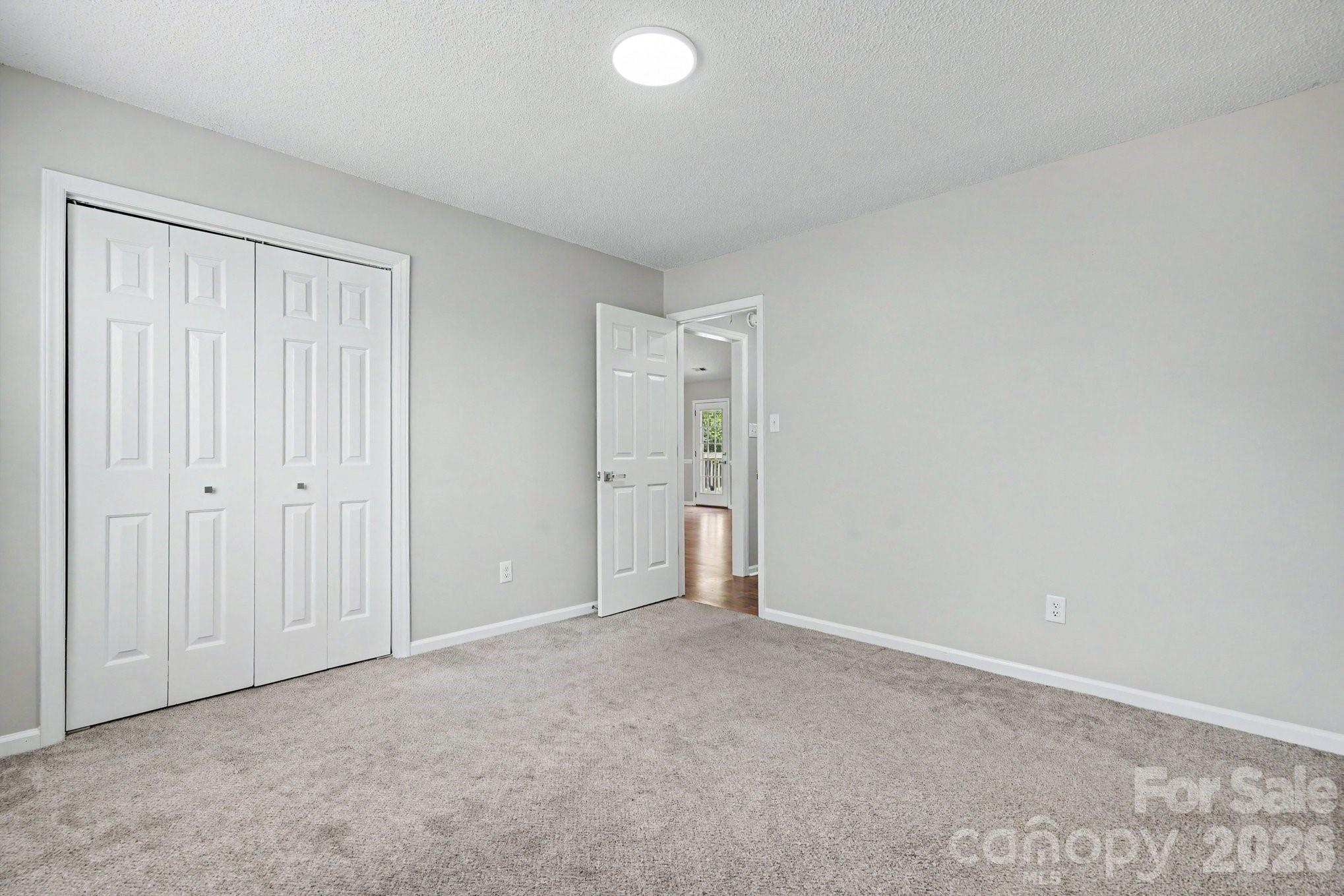7518 Prindle Lake Drive — Charlotte