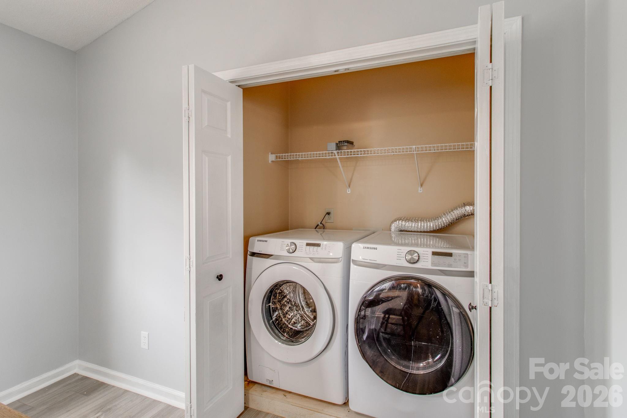 441 Coops Court — West Columbia