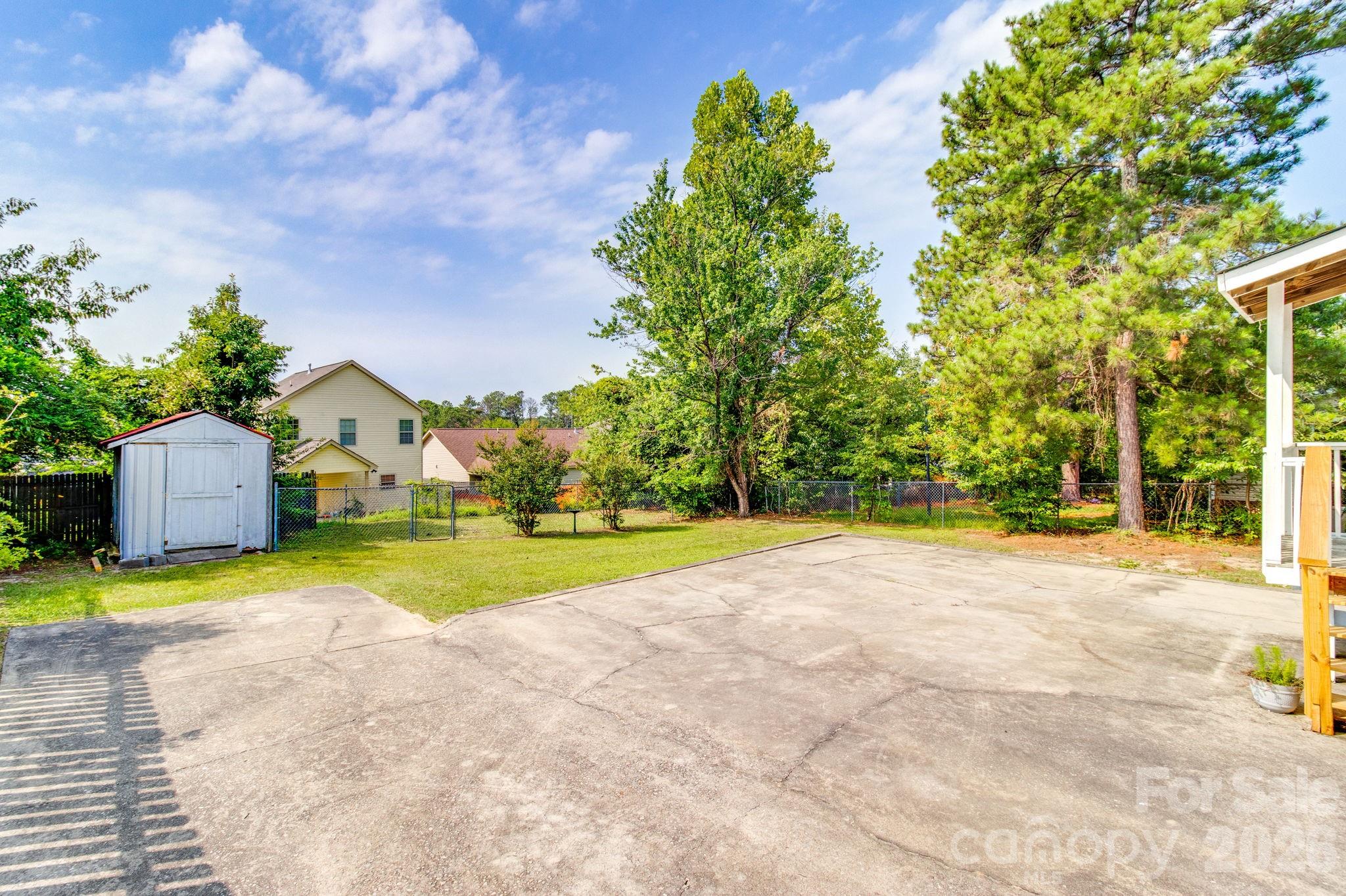 441 Coops Court — West Columbia