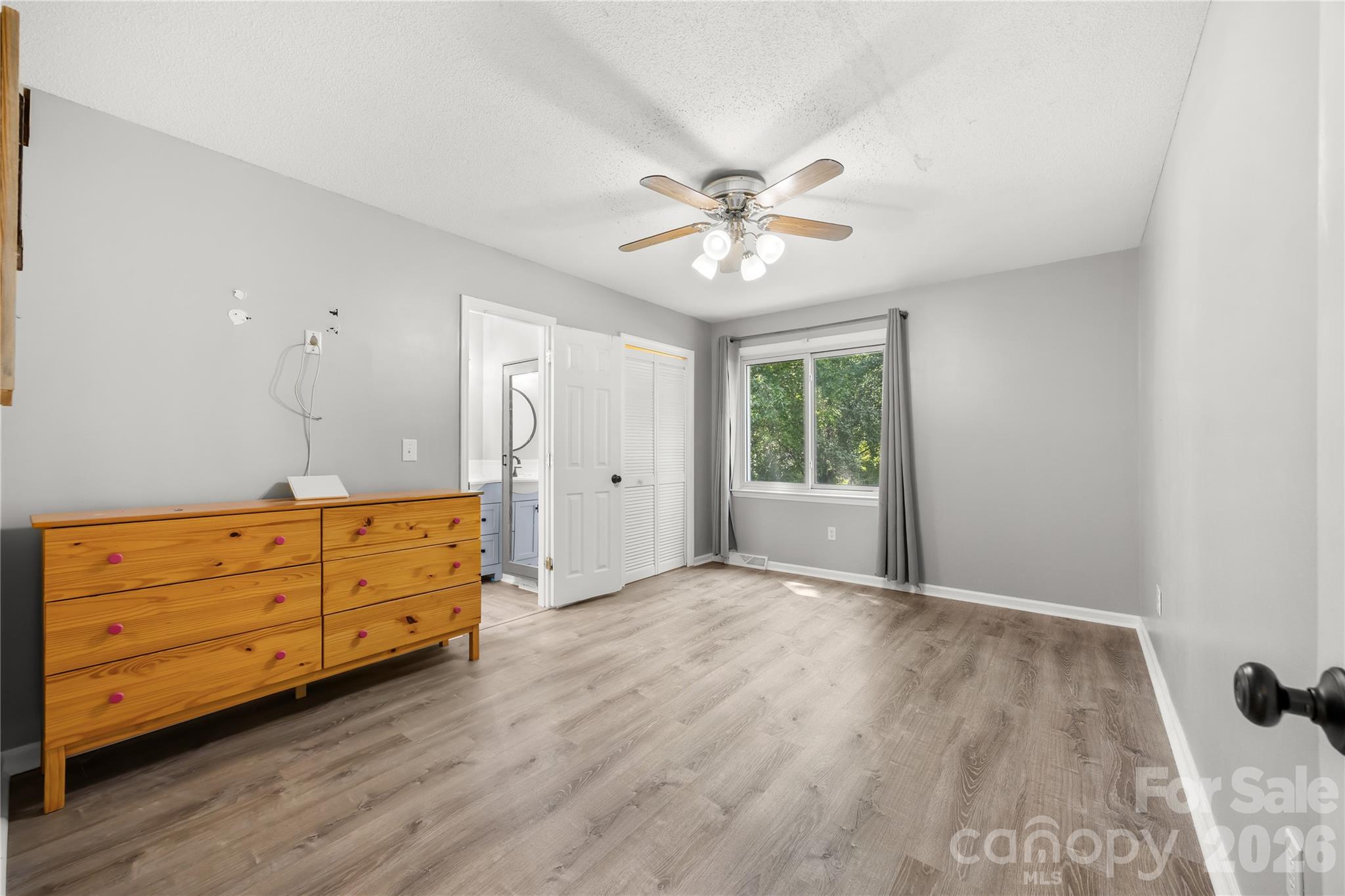 3571 Farm Lake Drive SW — Concord