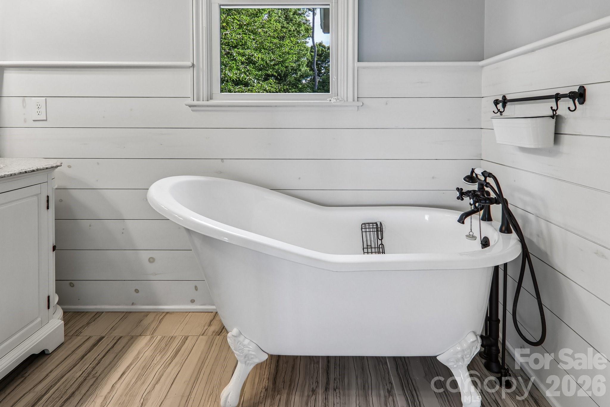 17 Hamilton Woods Lane — Etowah