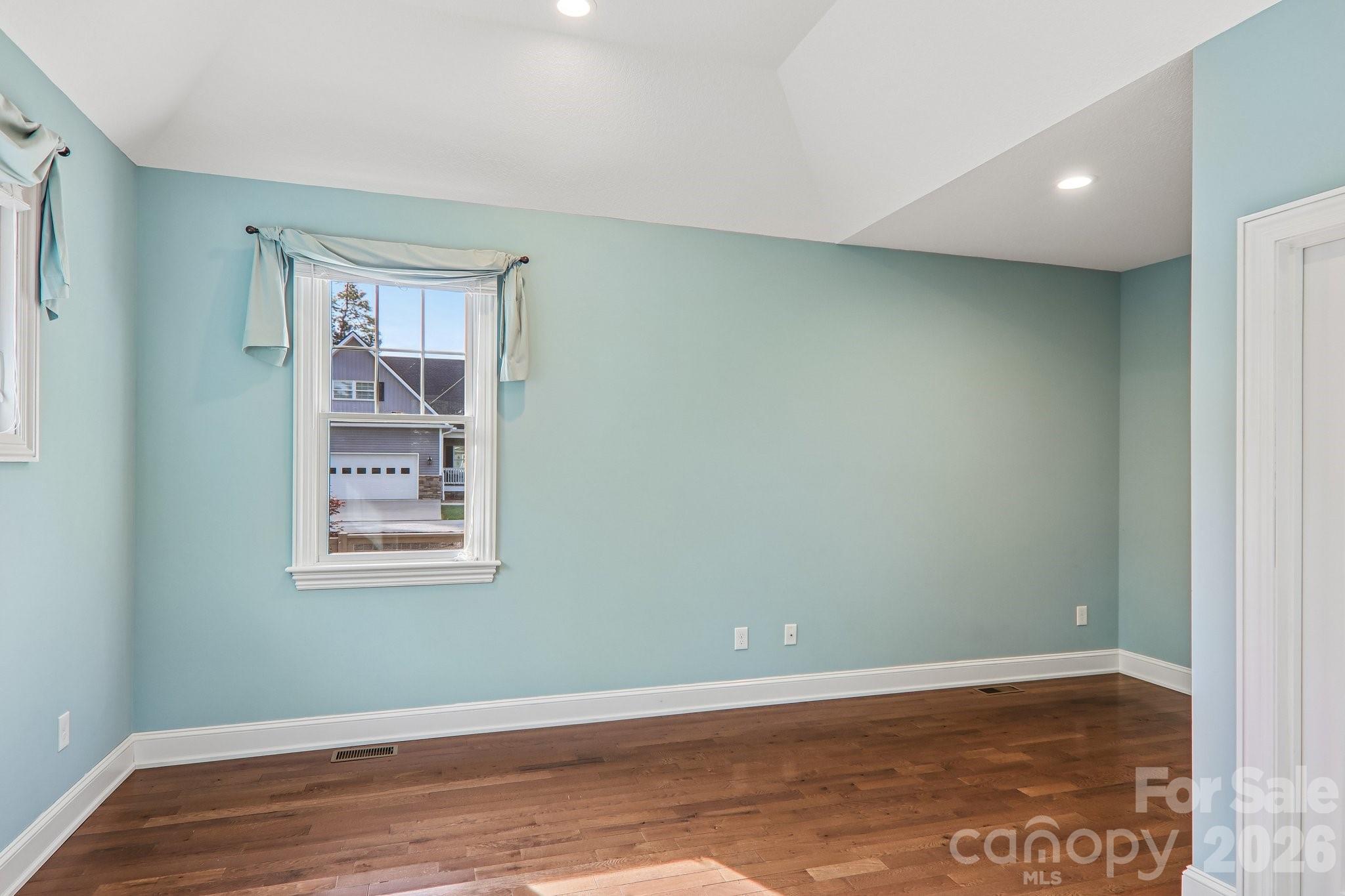 17 Hamilton Woods Lane — Etowah
