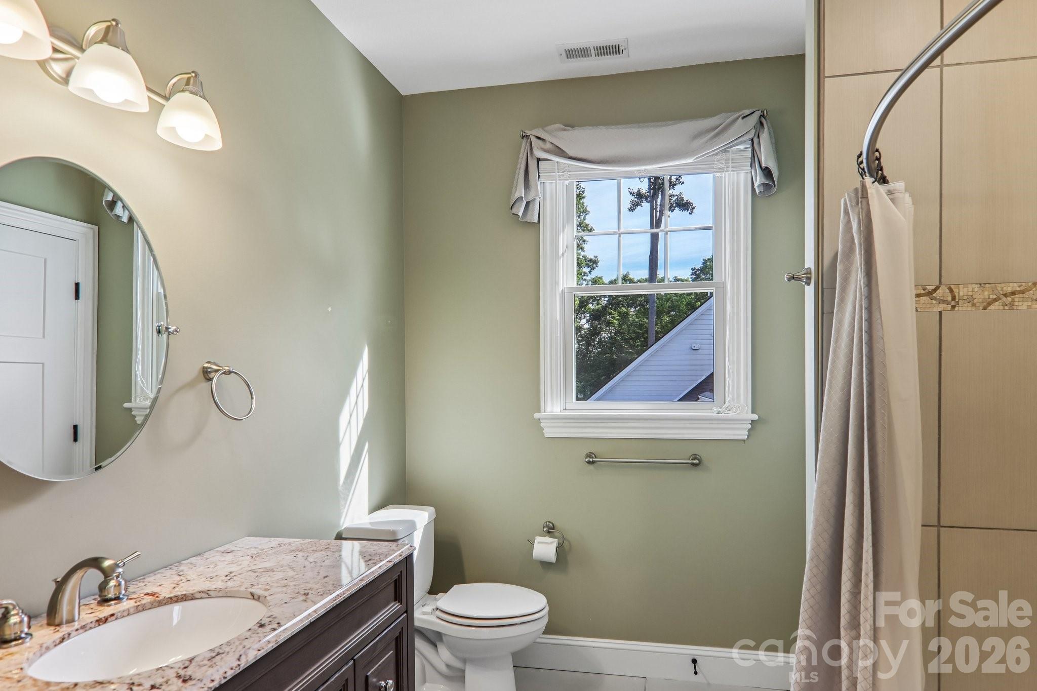 17 Hamilton Woods Lane — Etowah