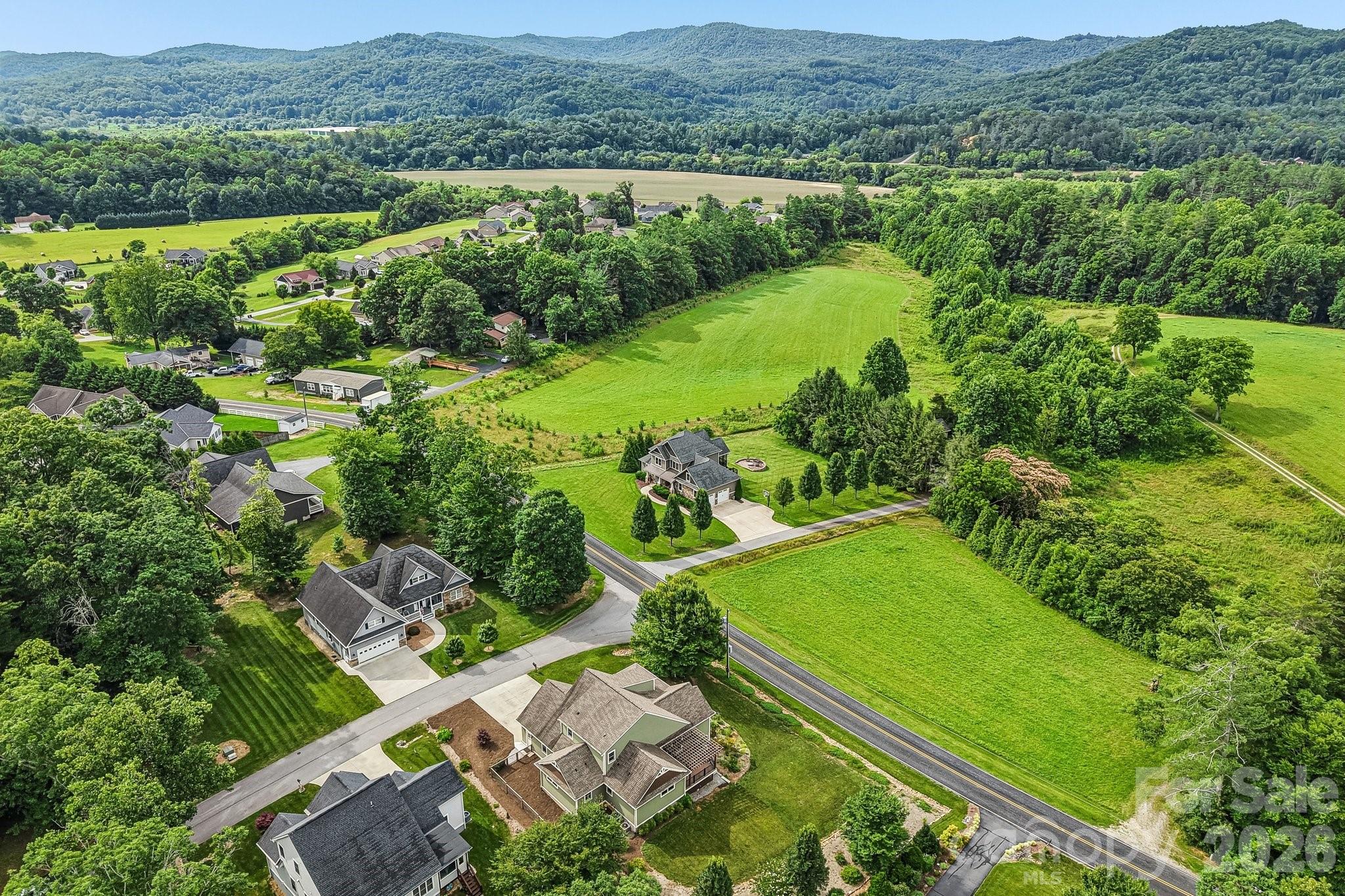 17 Hamilton Woods Lane — Etowah
