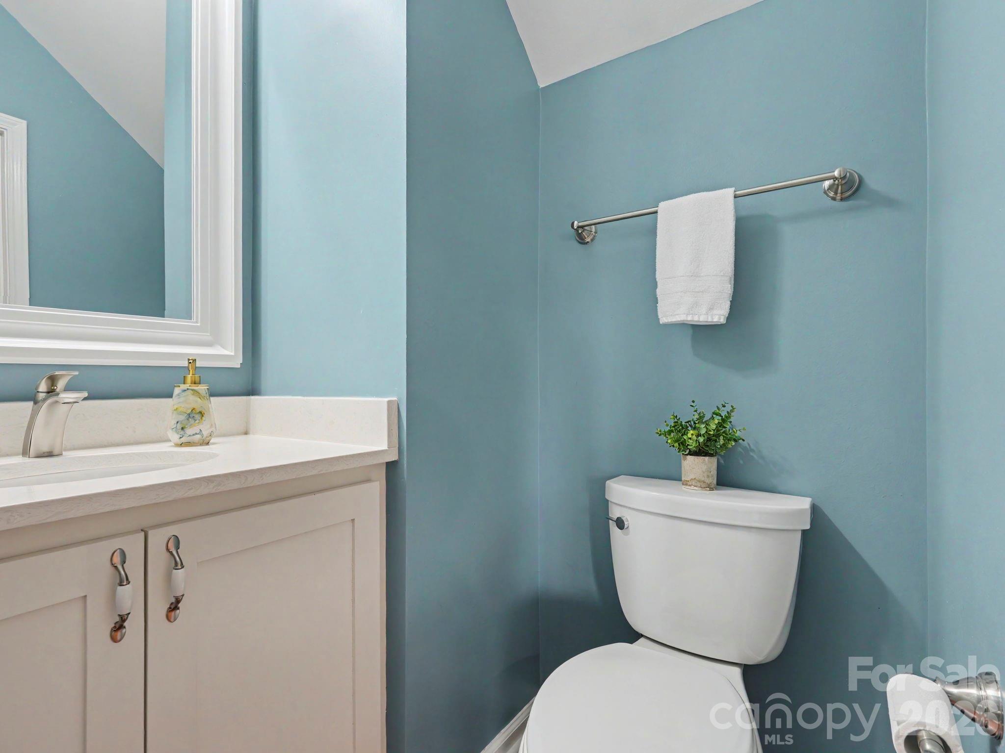 15505 Robsart Court — Charlotte
