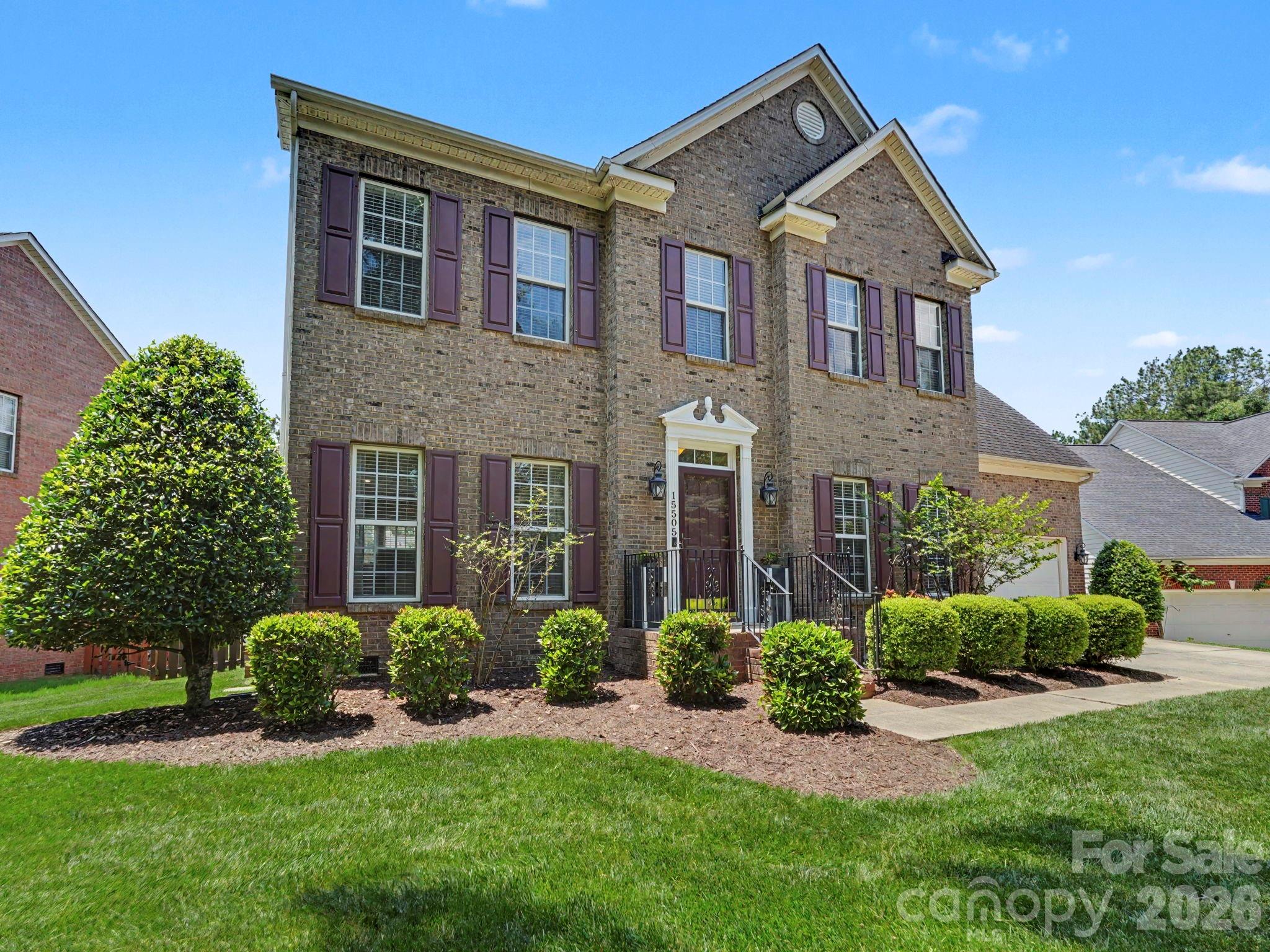 15505 Robsart Court — Charlotte