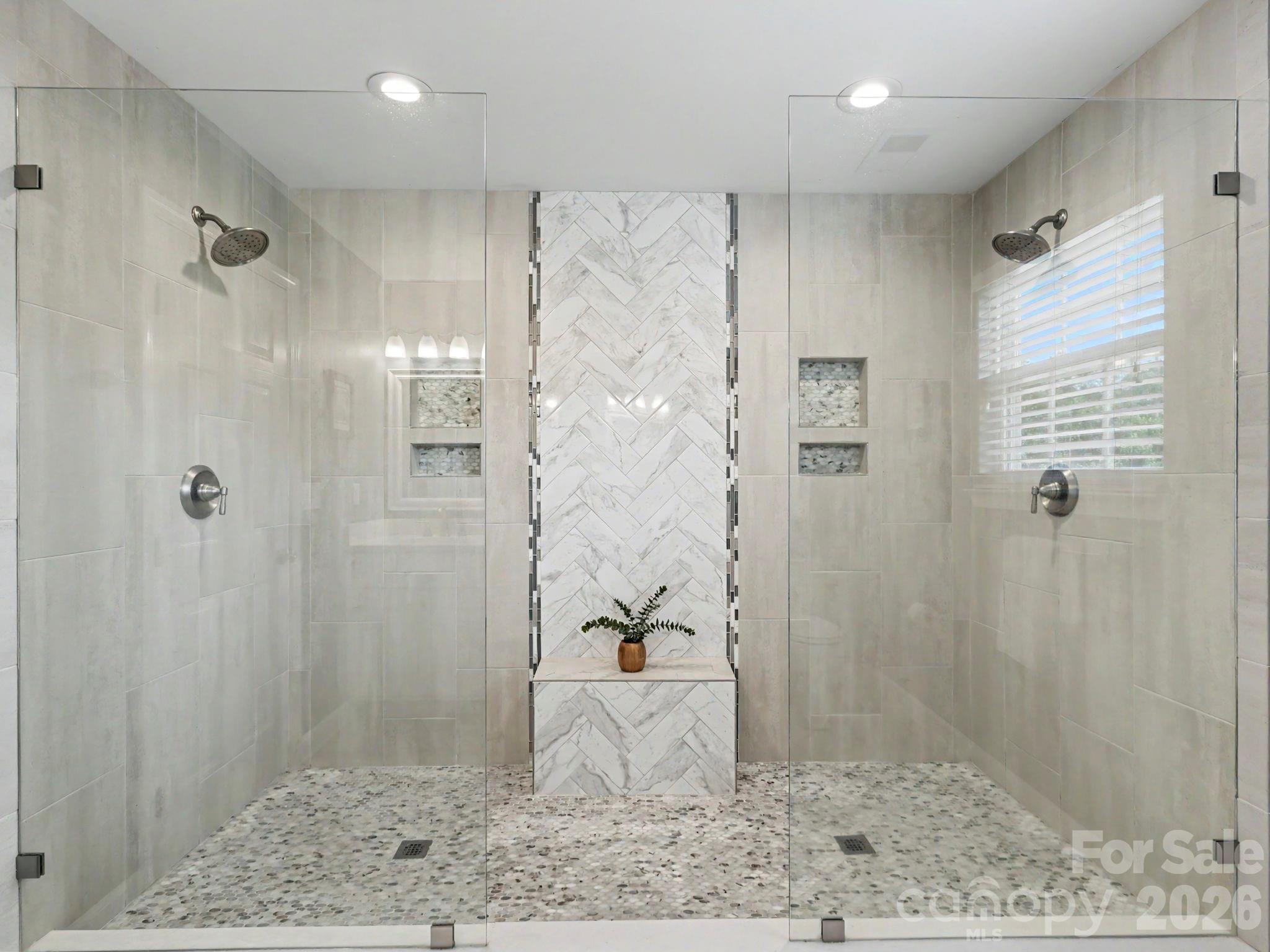 15505 Robsart Court — Charlotte