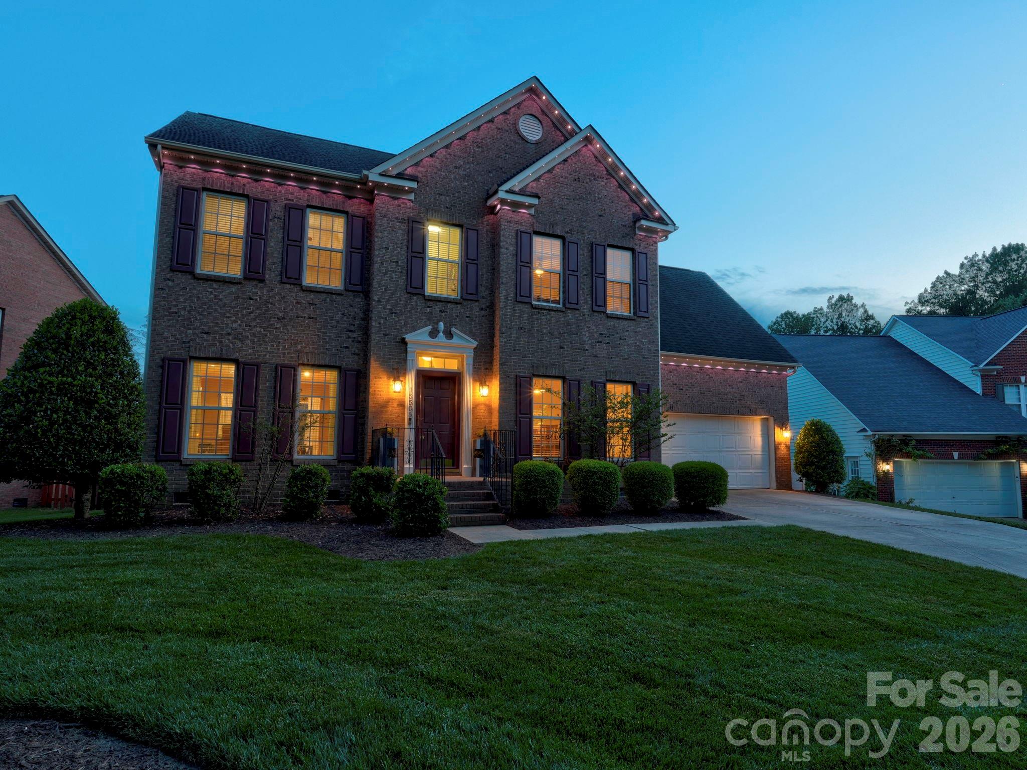 15505 Robsart Court — Charlotte