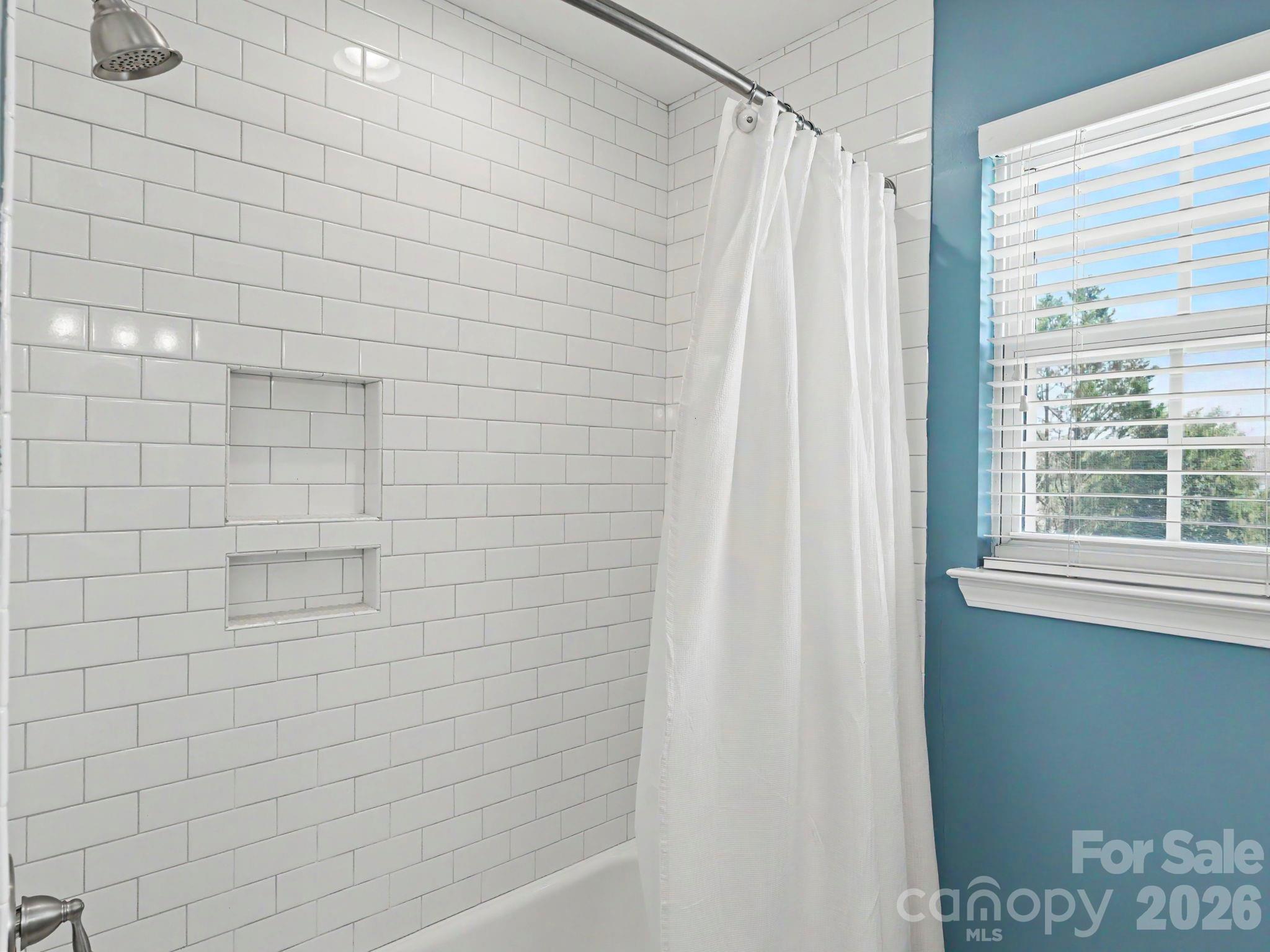 15505 Robsart Court — Charlotte