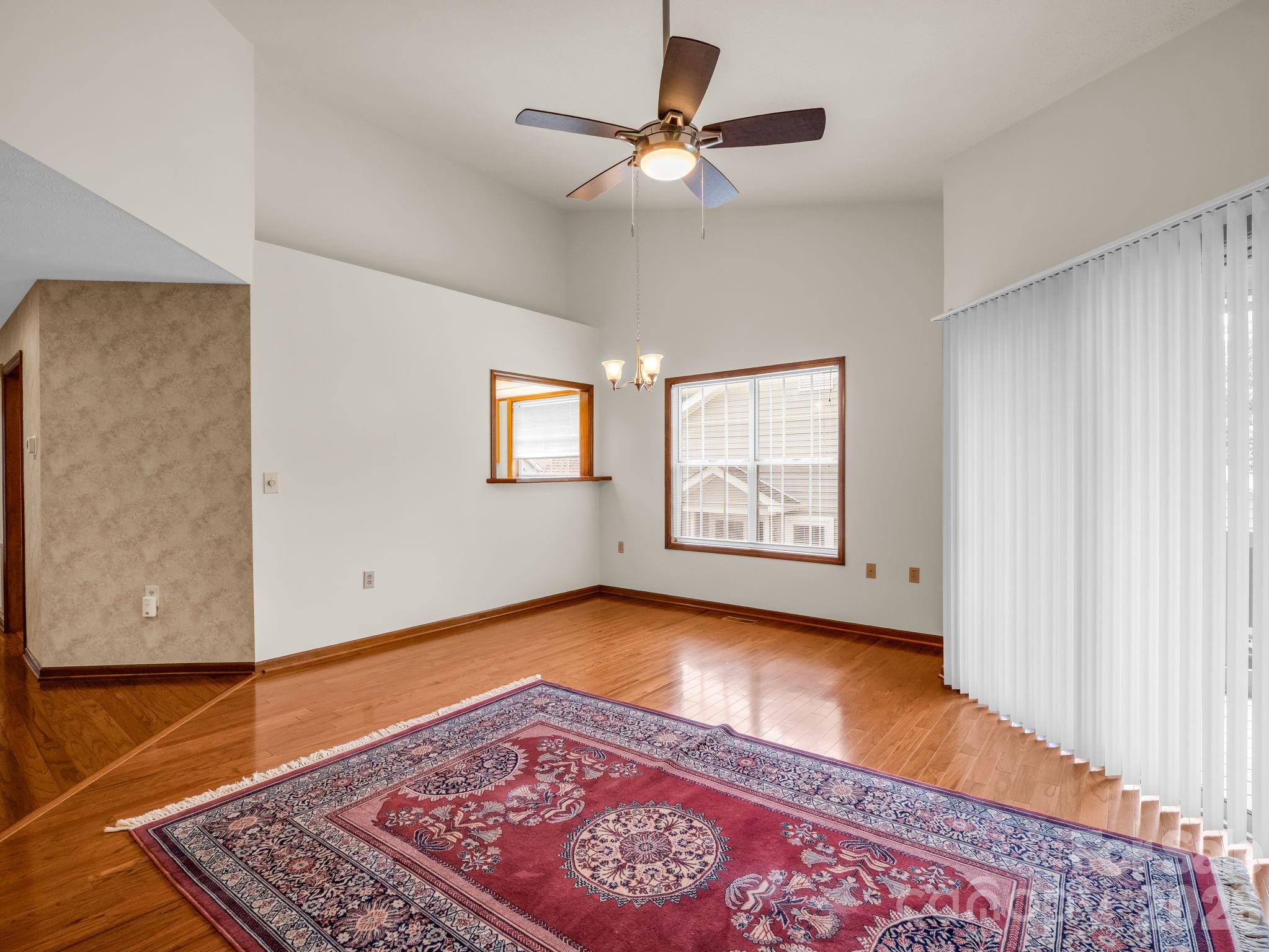 341 Laurel Park Place — Hendersonville
