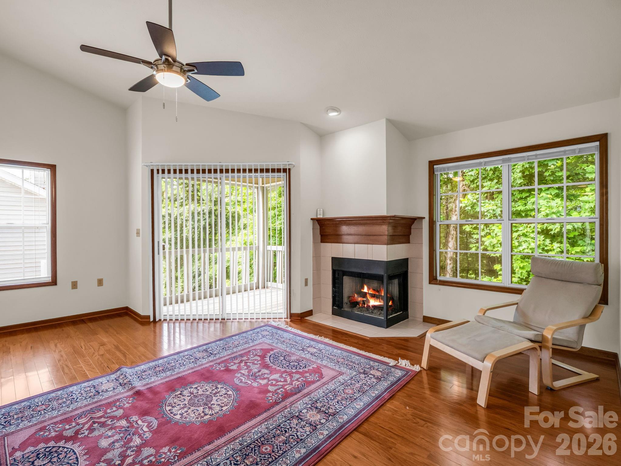 341 Laurel Park Place — Hendersonville