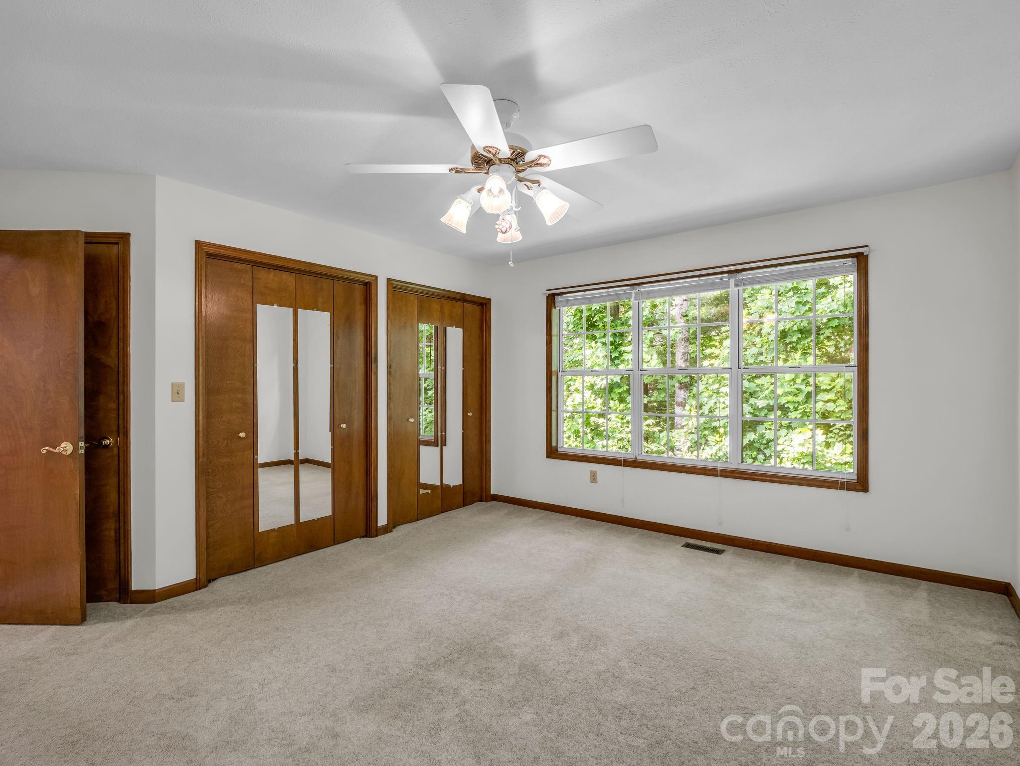 341 Laurel Park Place — Hendersonville