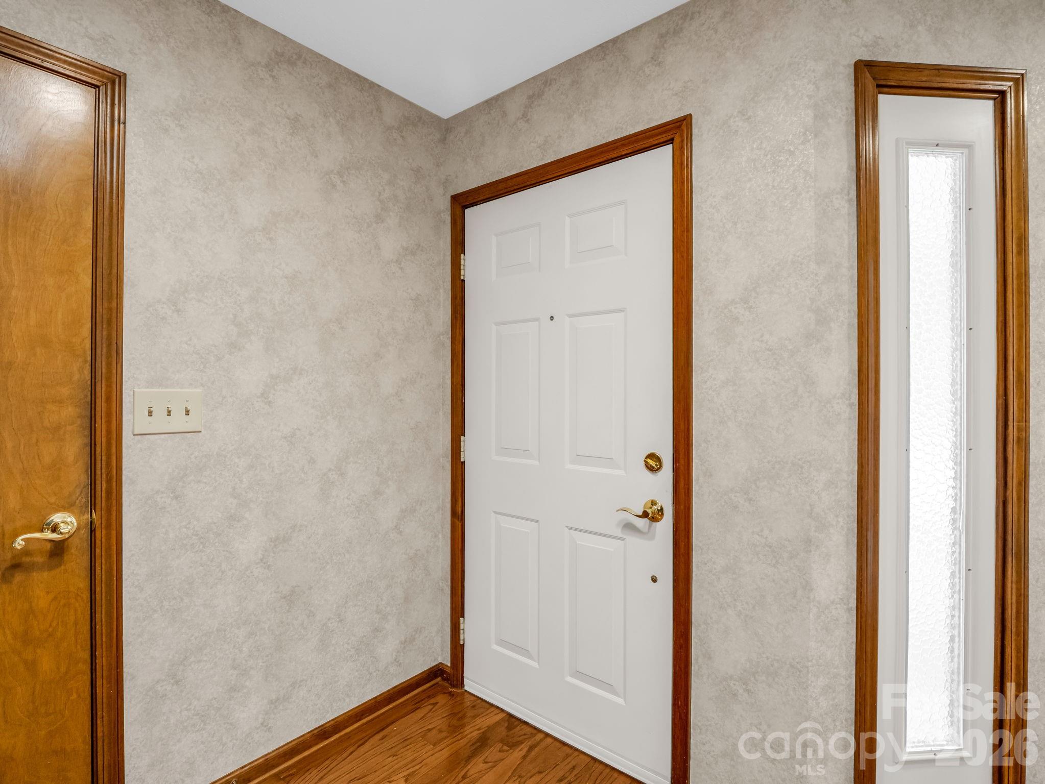 341 Laurel Park Place — Hendersonville