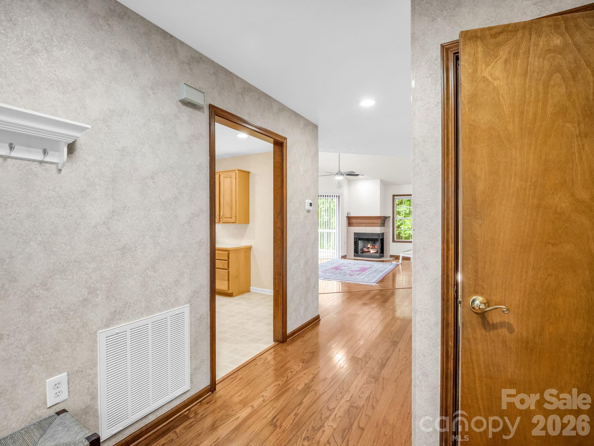 341 Laurel Park Place — Hendersonville