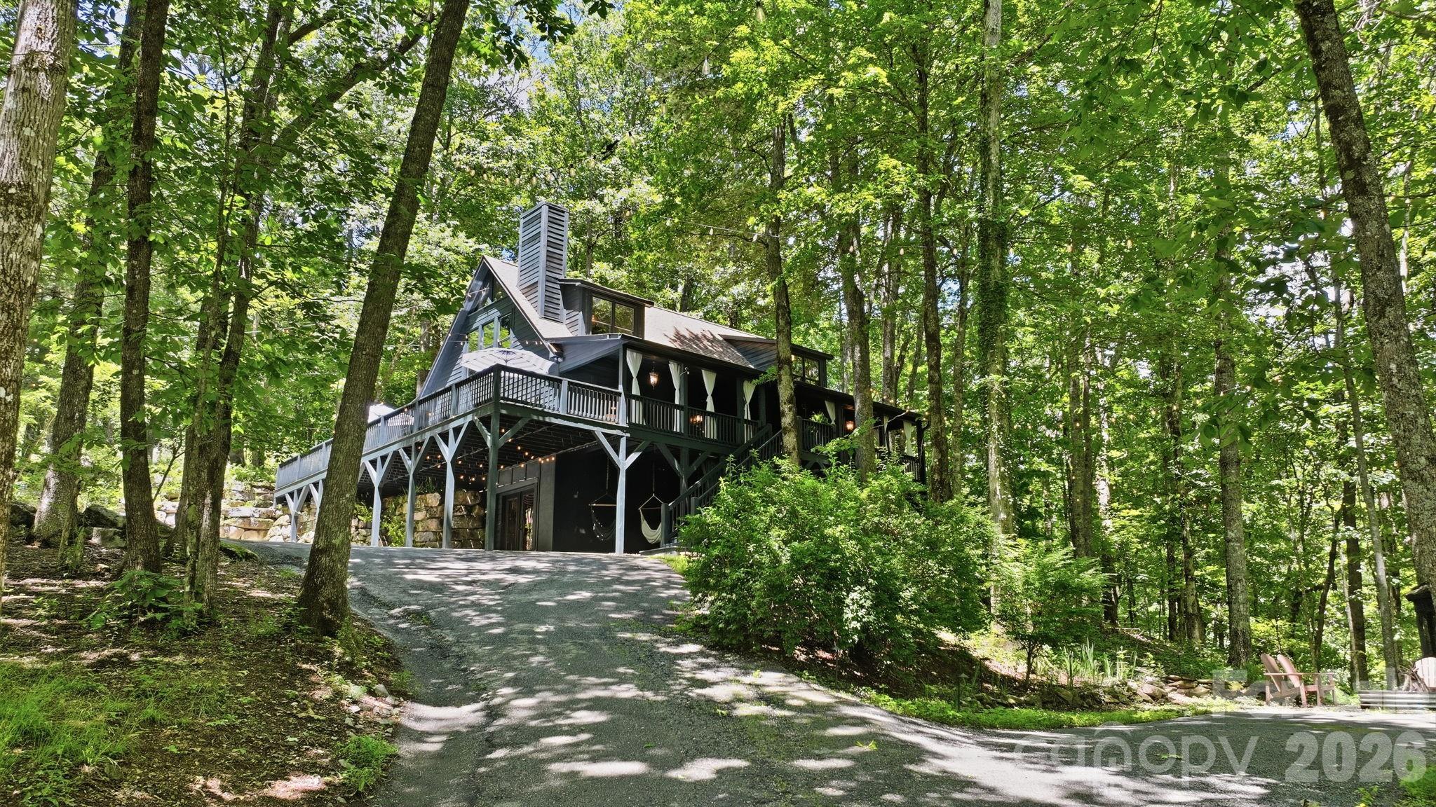 3819 Flat Mountain Road — Highlands