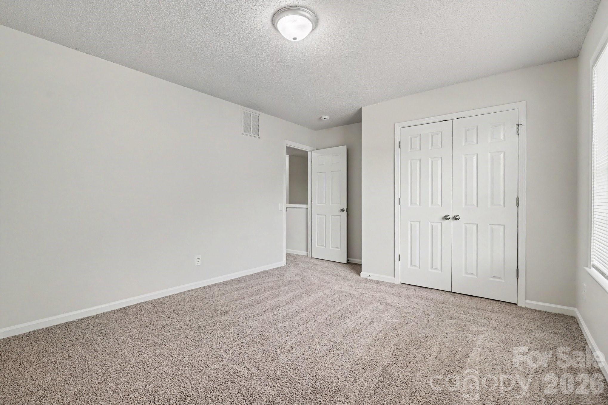 11921 Moonshadow Lane — Huntersville