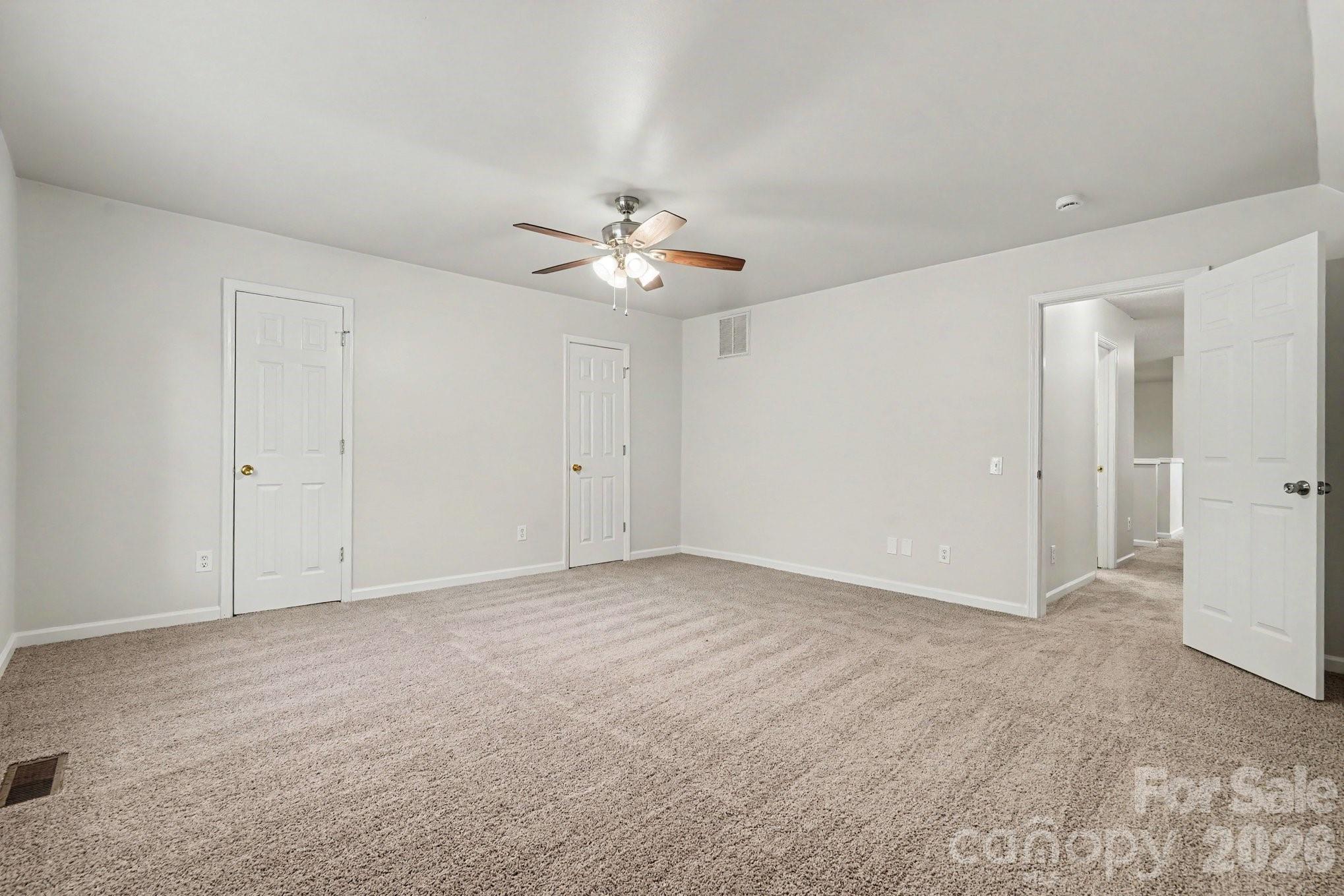 11921 Moonshadow Lane — Huntersville