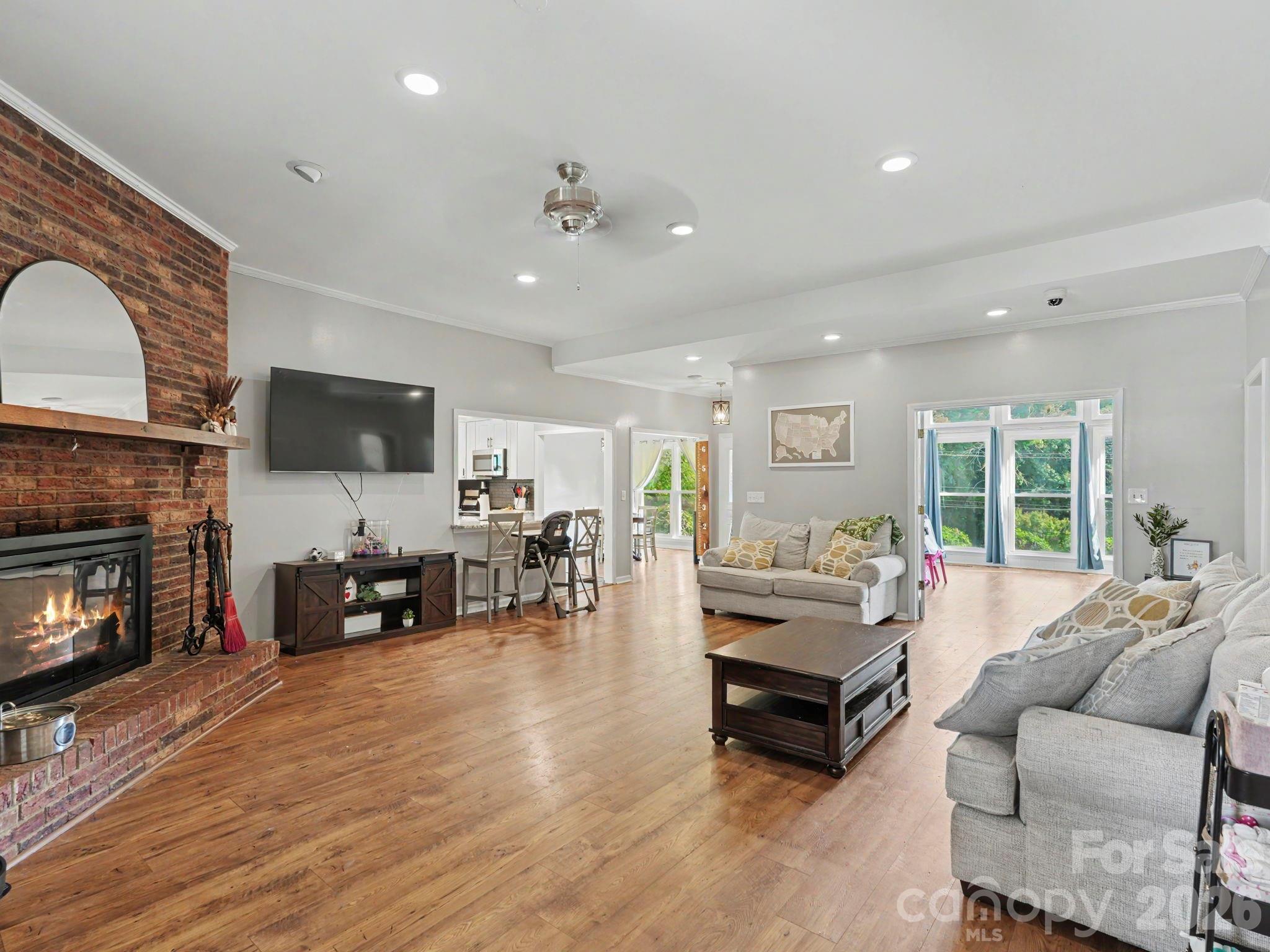 8301 Mooresville Road — Concord