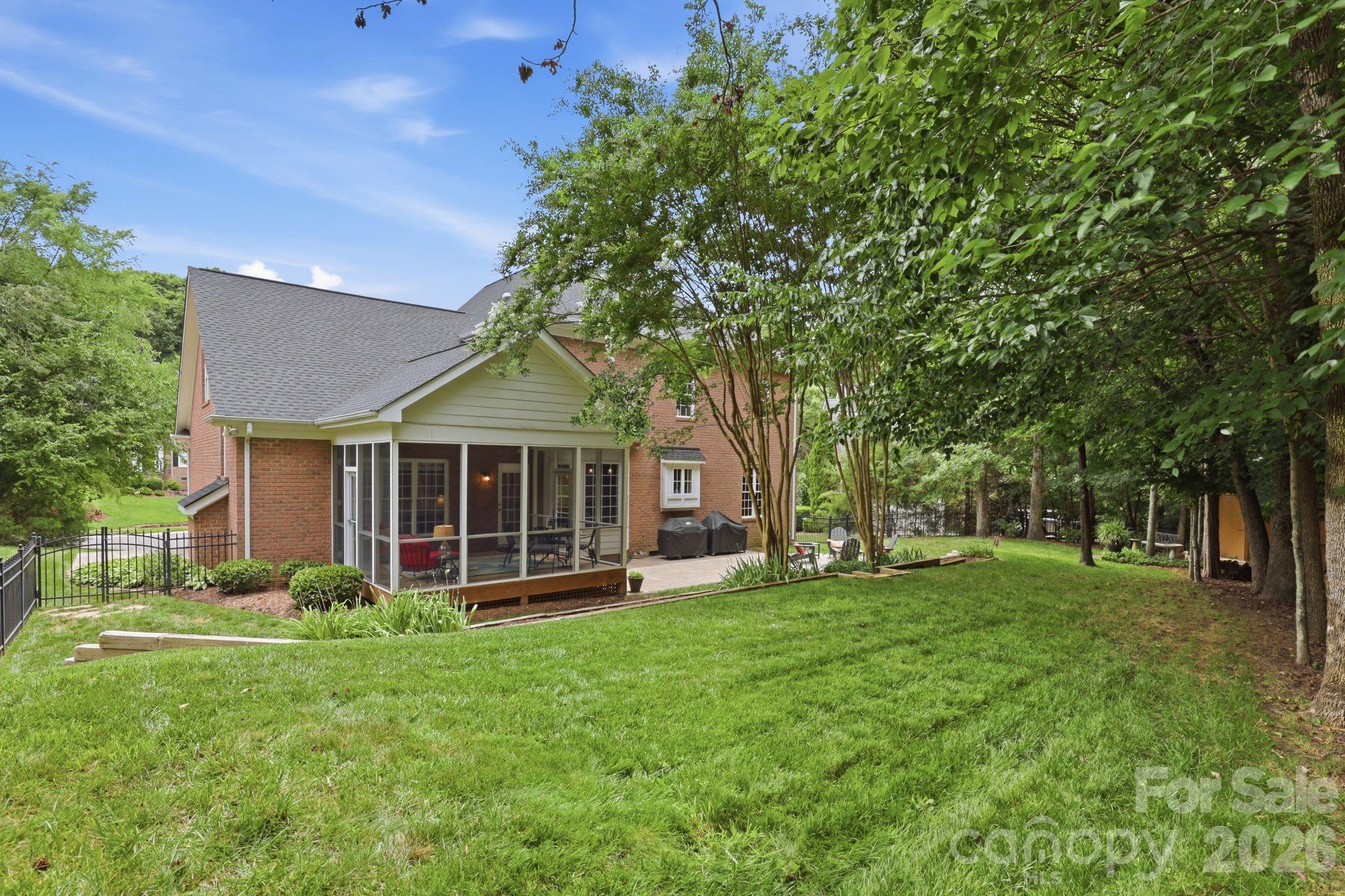 7011 Edenderry Drive — Charlotte