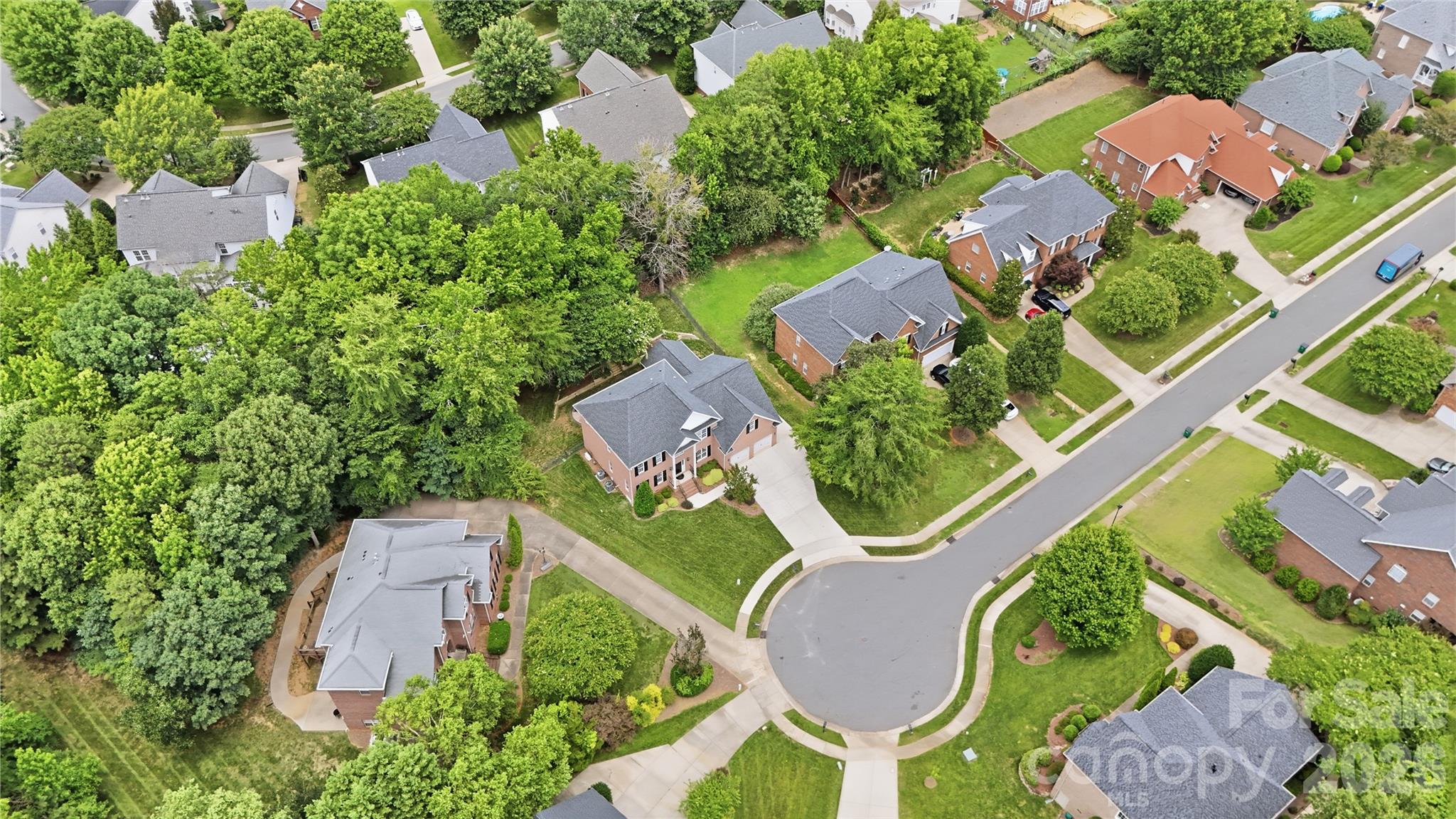 7011 Edenderry Drive — Charlotte