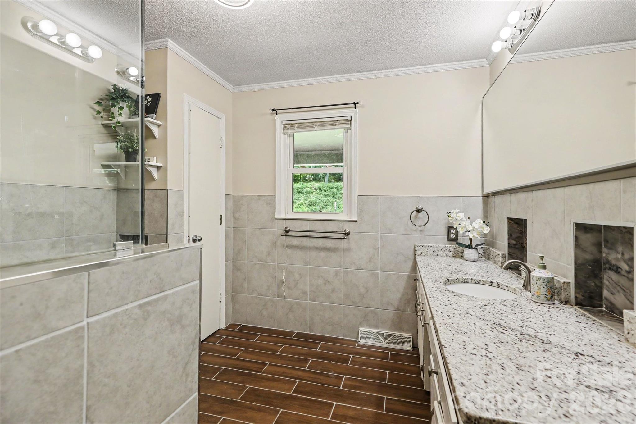 1306 Mooresville Road — Kannapolis