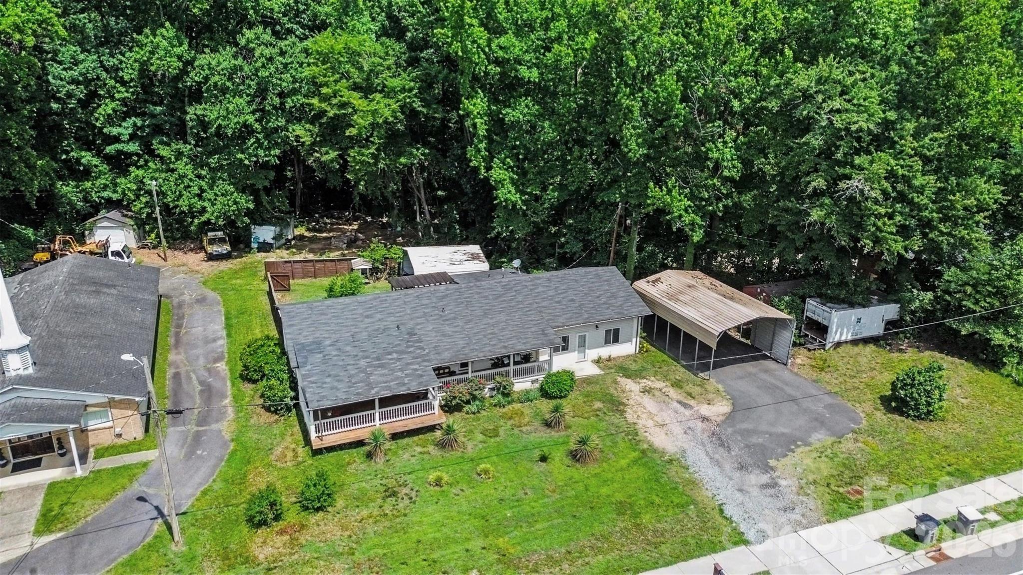 1306 Mooresville Road — Kannapolis