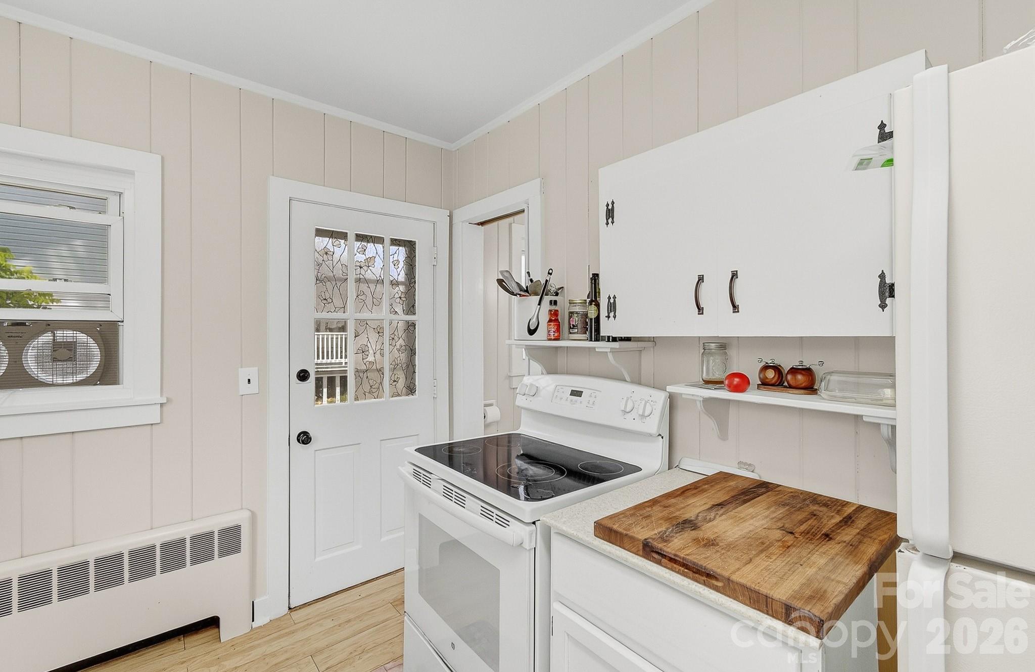 629 Bailey Street — Mars Hill