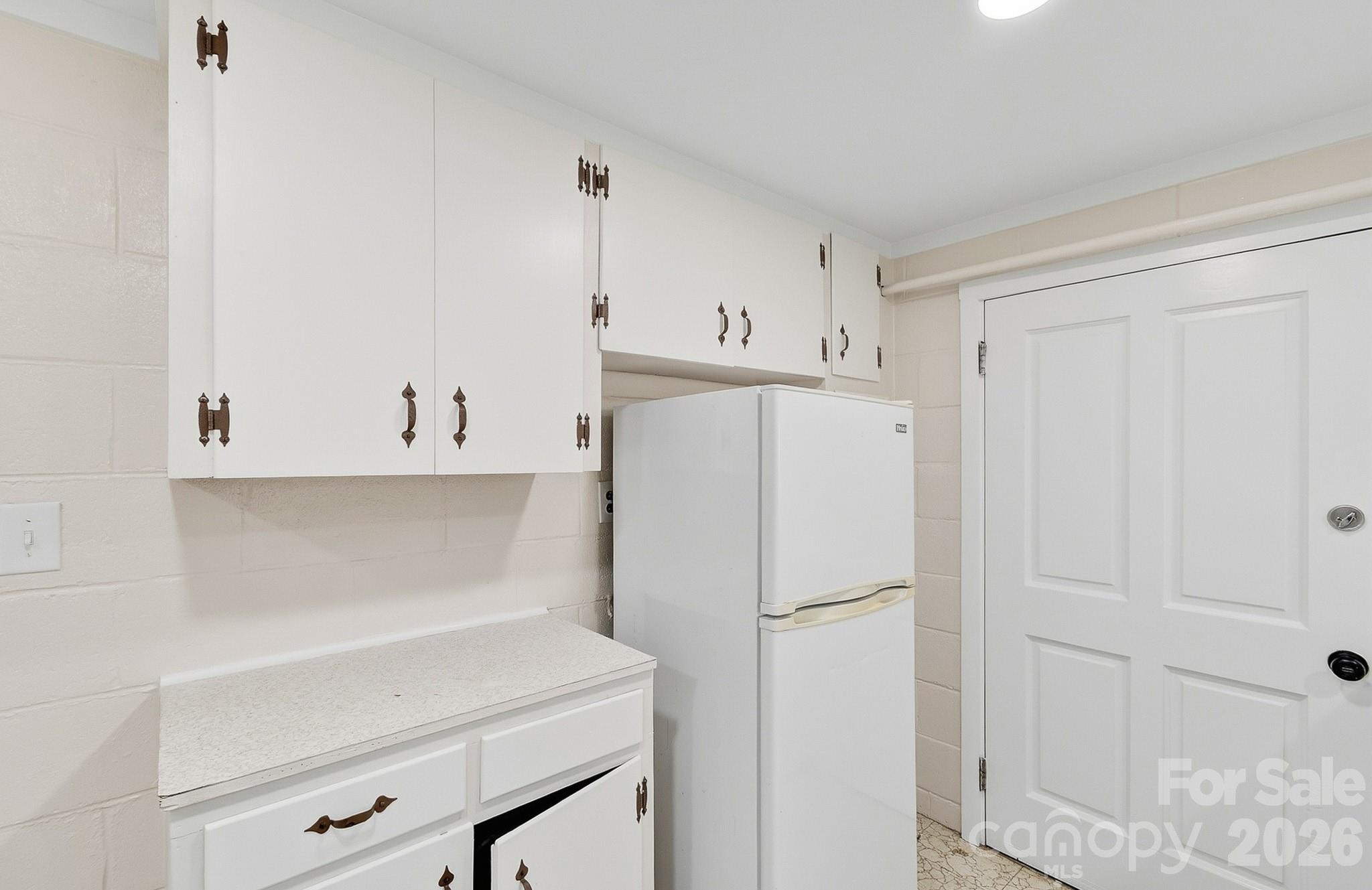 629 Bailey Street — Mars Hill