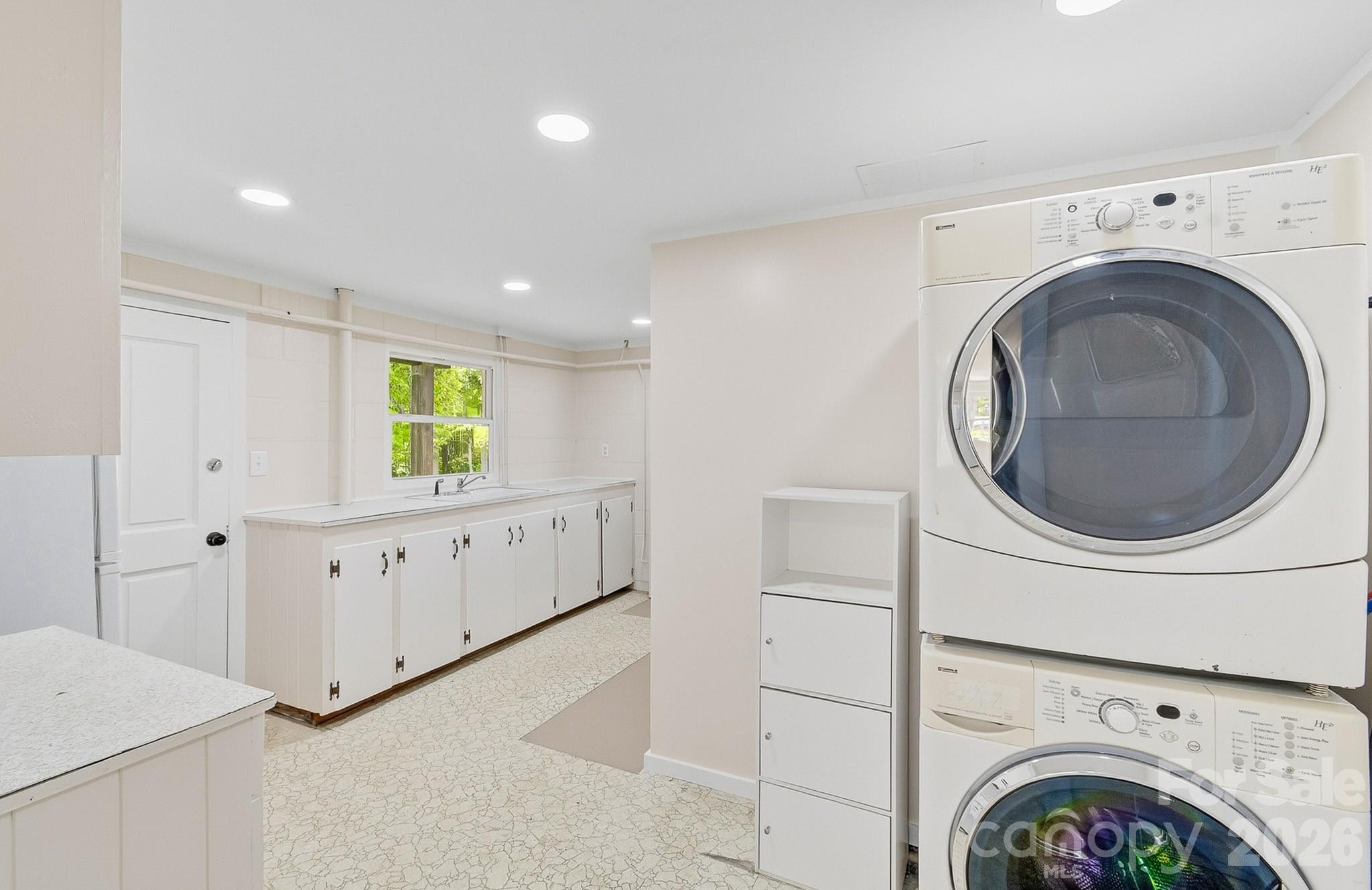 629 Bailey Street — Mars Hill