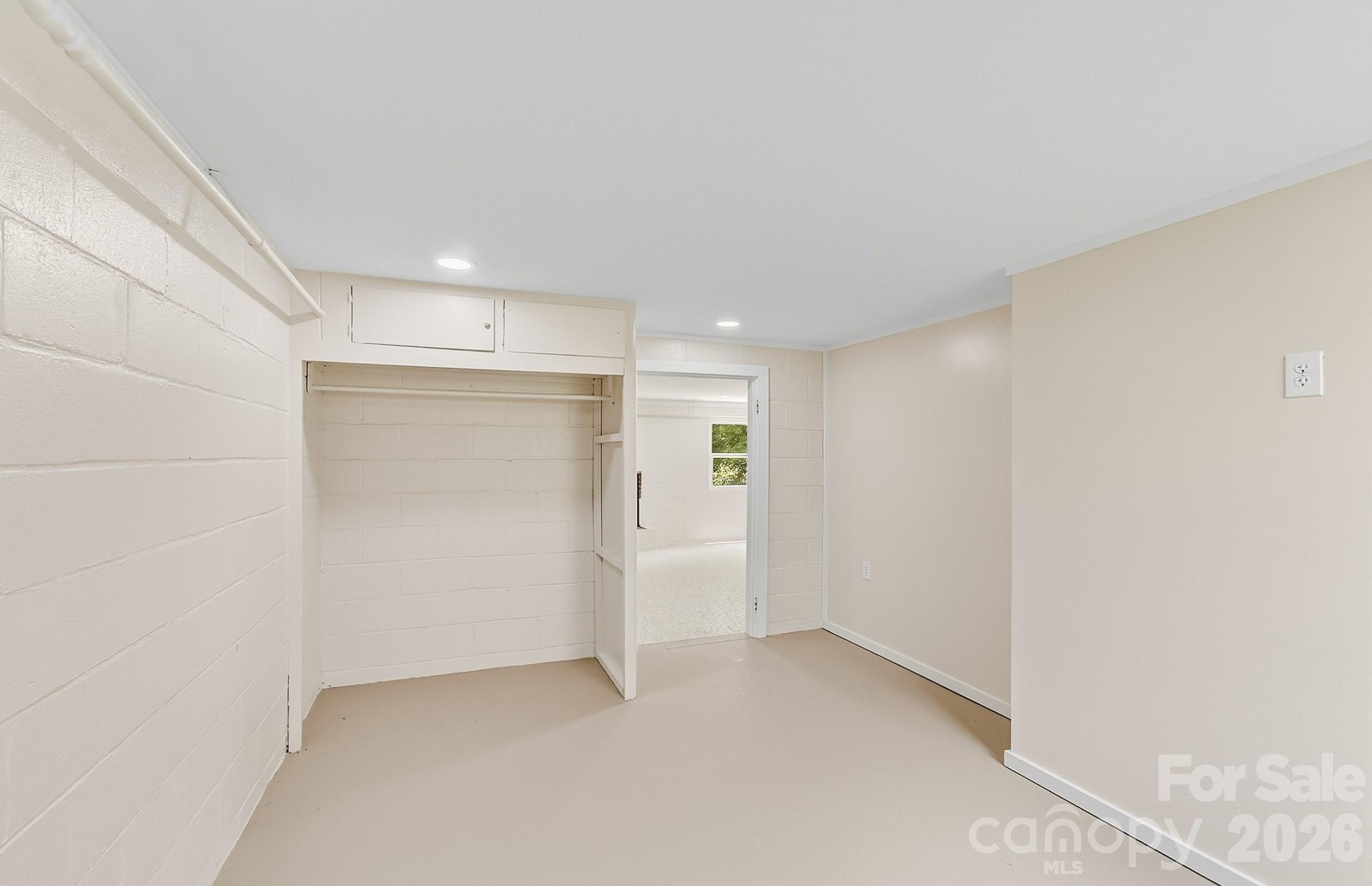629 Bailey Street — Mars Hill