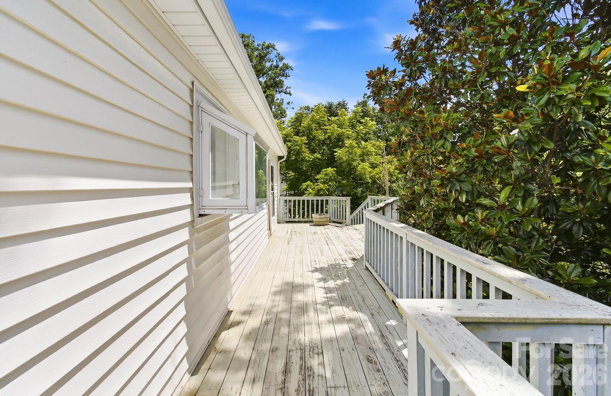629 Bailey Street — Mars Hill