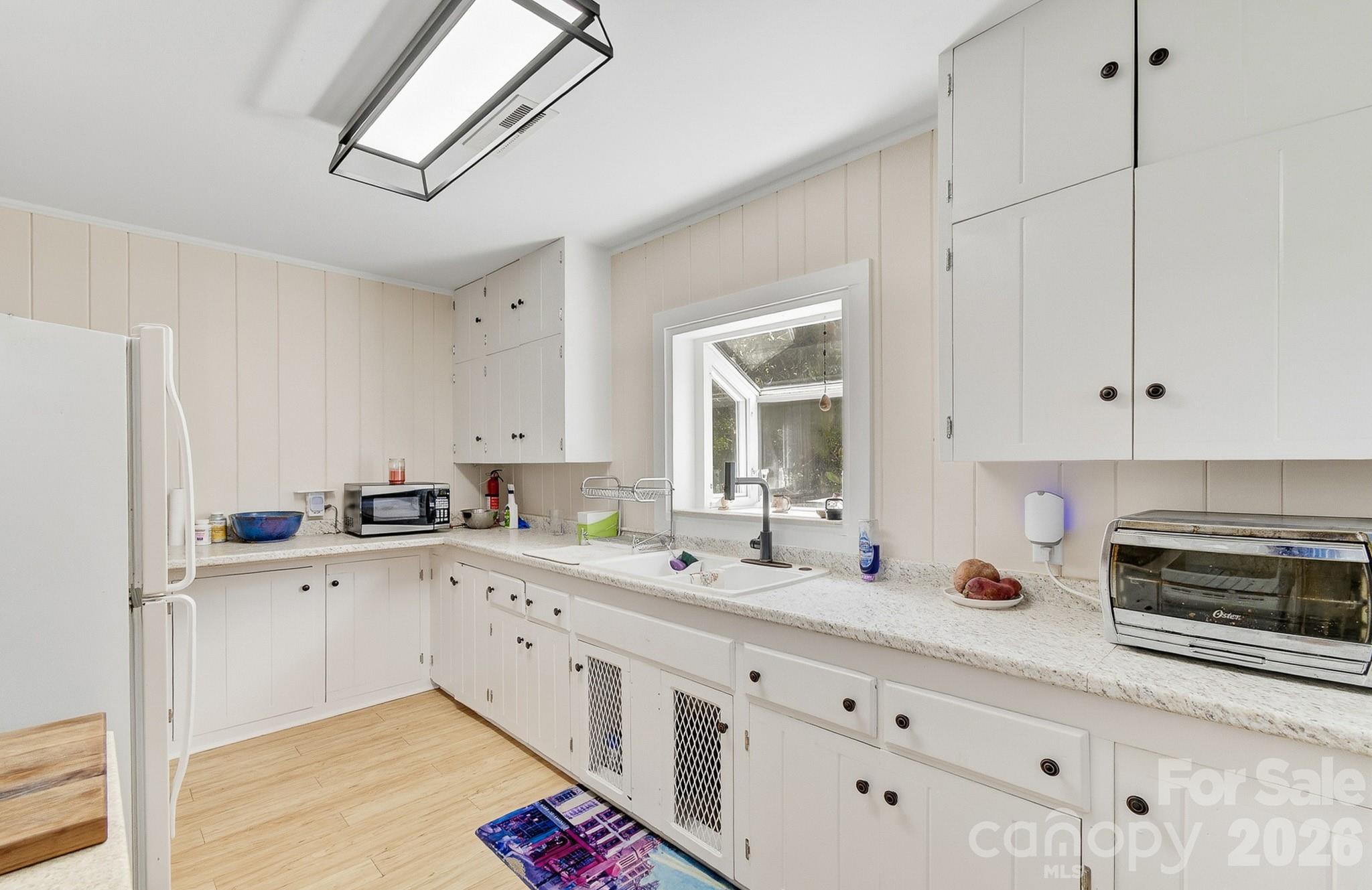 629 Bailey Street — Mars Hill