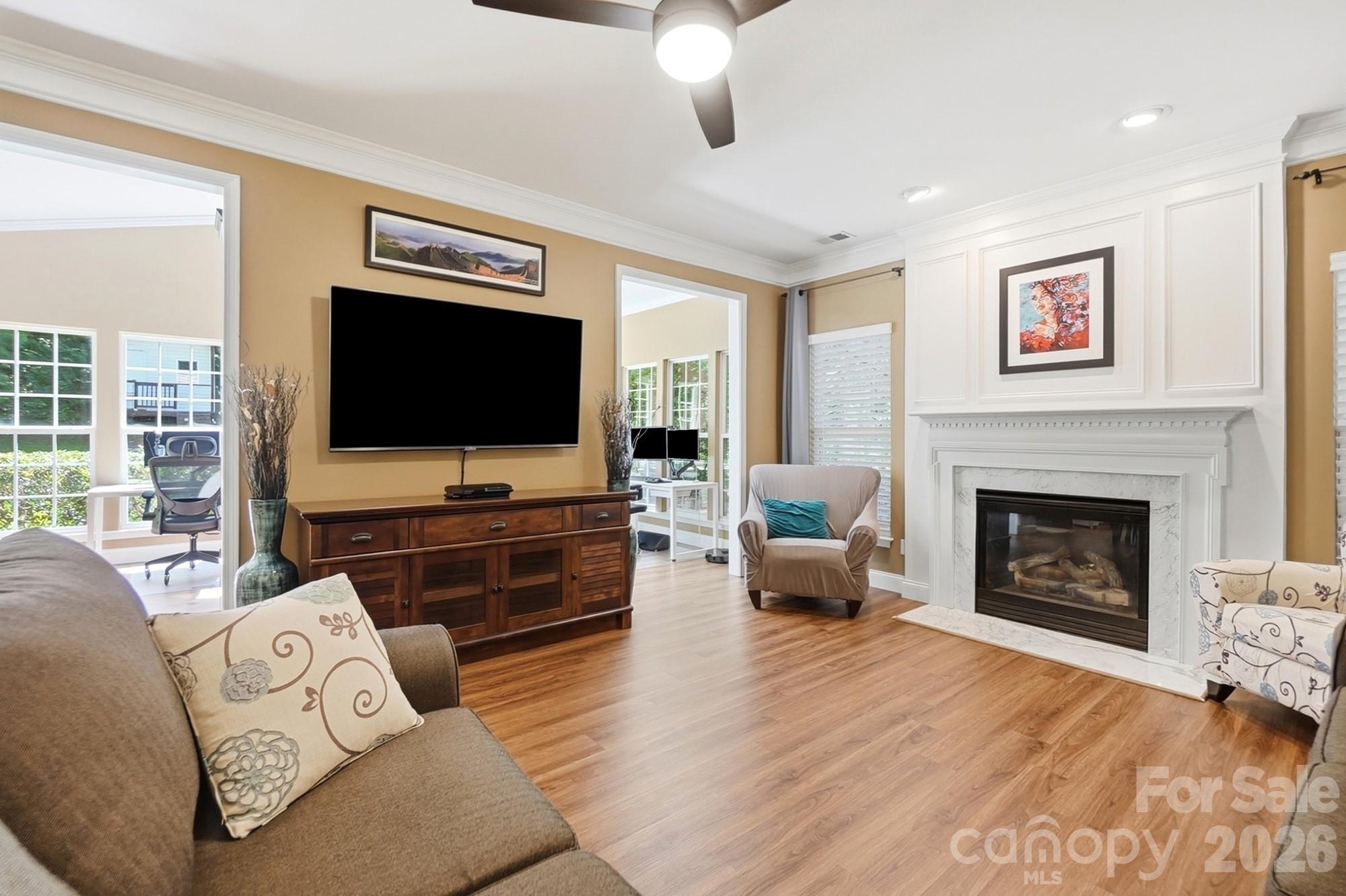 1338 Wrangell Lane — Charlotte