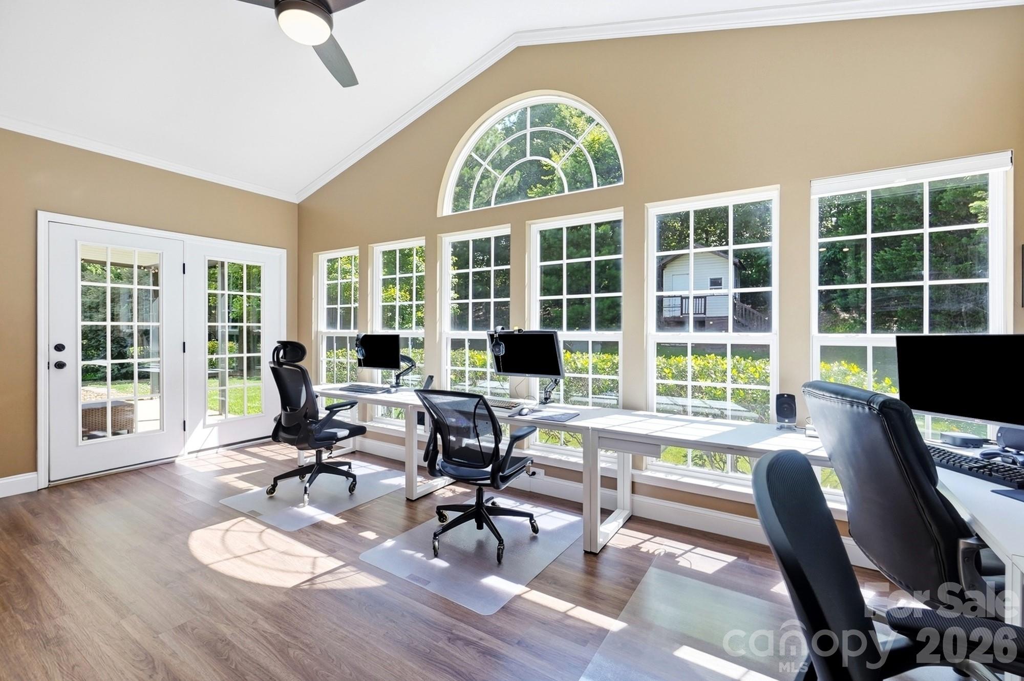 1338 Wrangell Lane — Charlotte