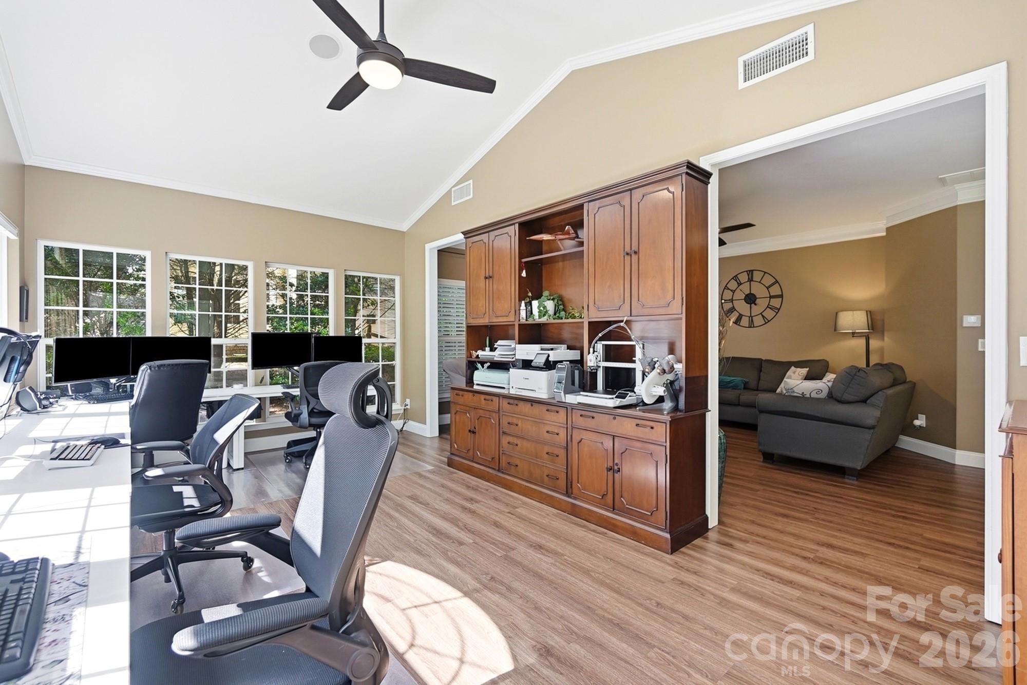 1338 Wrangell Lane — Charlotte