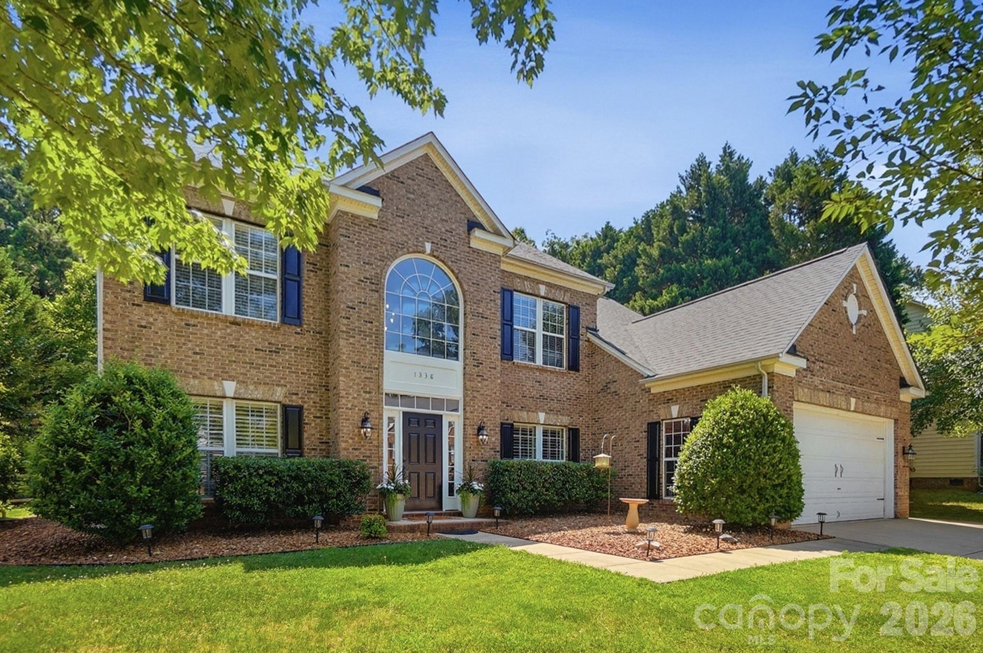 1338 Wrangell Lane — Charlotte