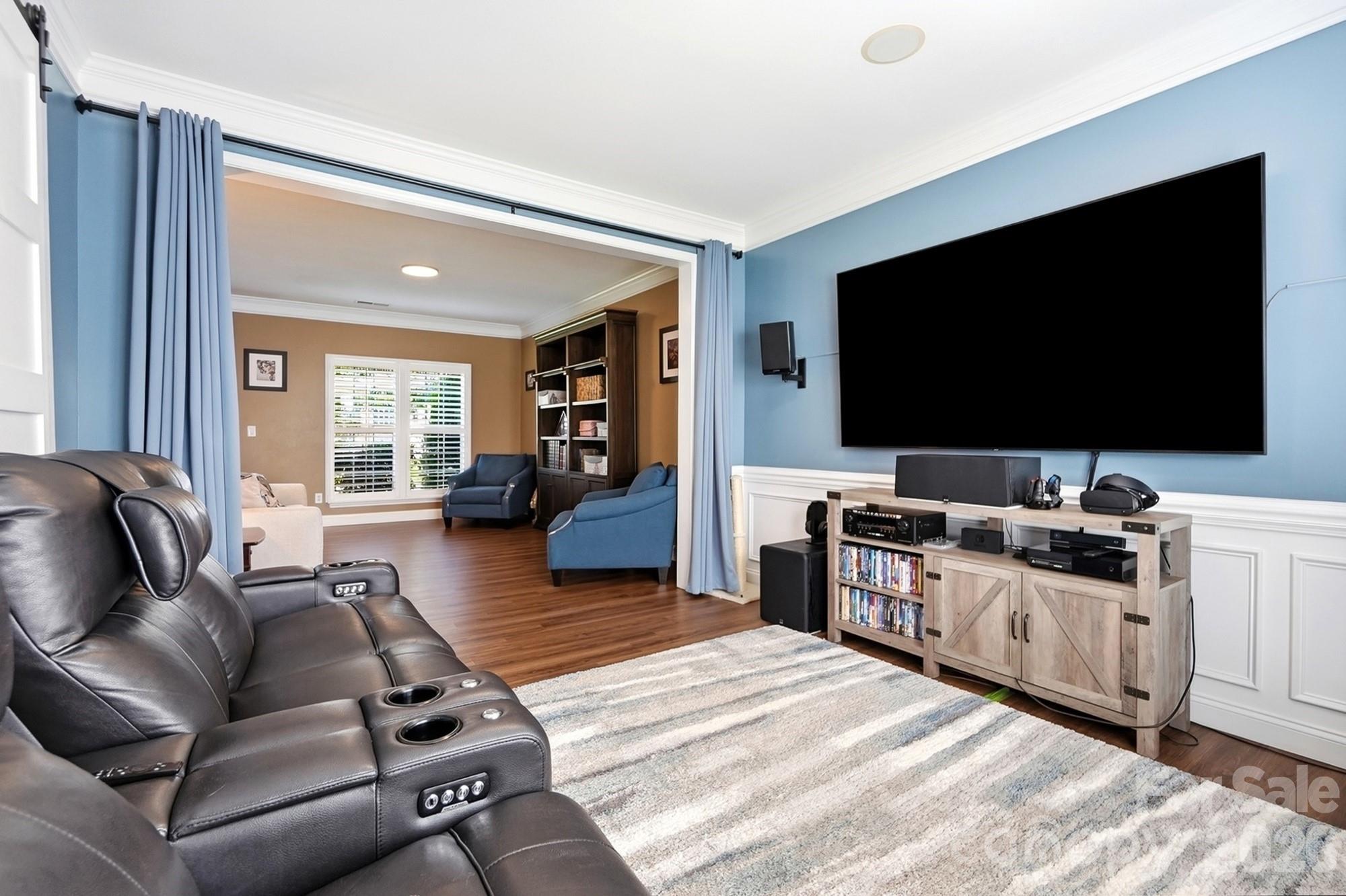 1338 Wrangell Lane — Charlotte