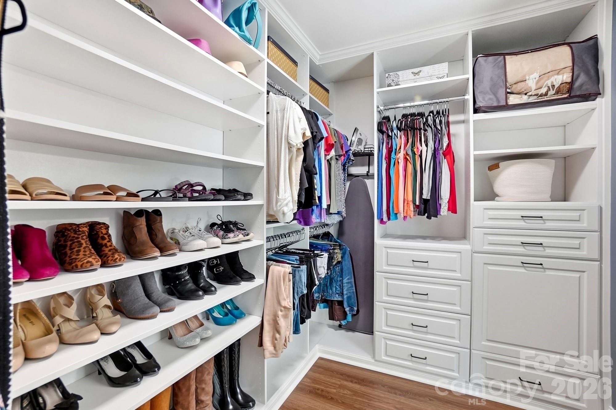 1338 Wrangell Lane — Charlotte