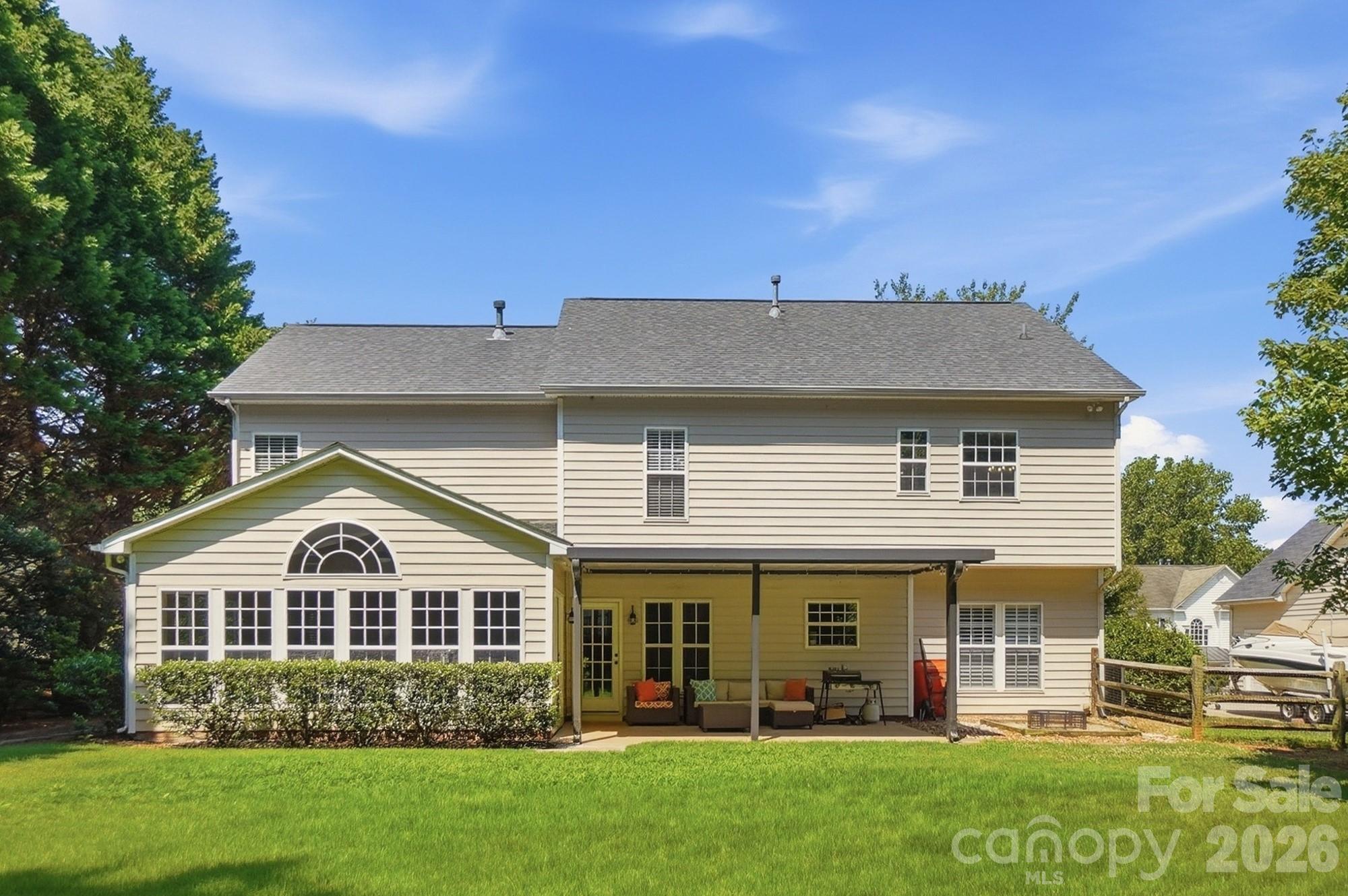 1338 Wrangell Lane — Charlotte