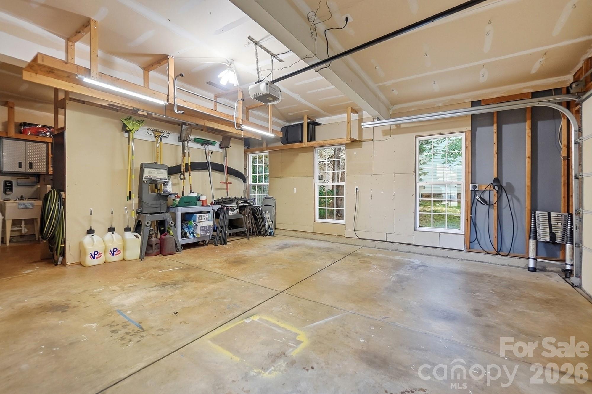 1338 Wrangell Lane — Charlotte