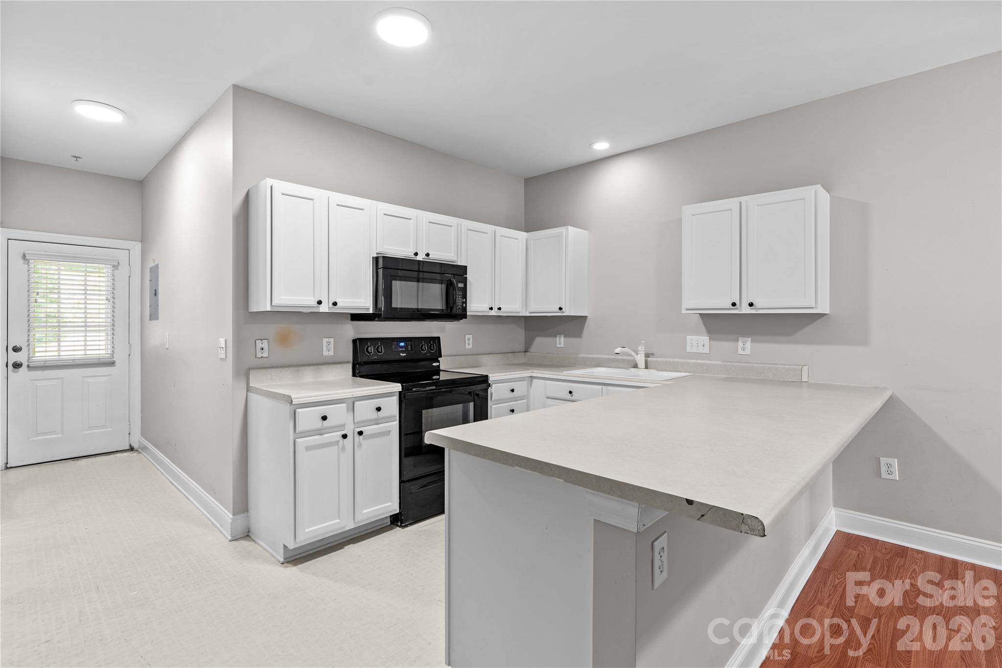 21231 Hickory Street — Cornelius