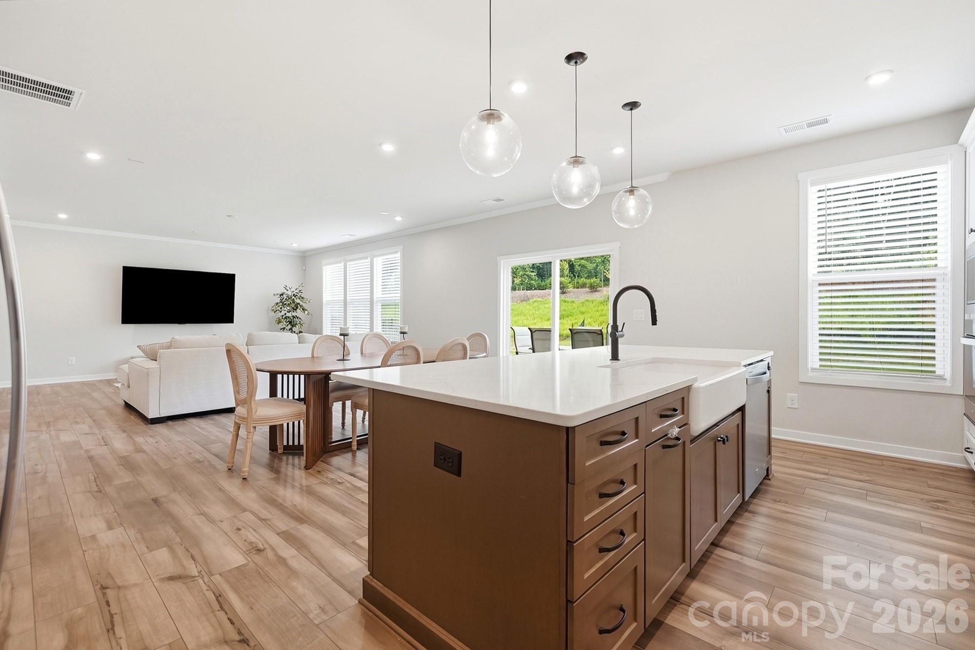 5132 Glenwalk Drive — Charlotte