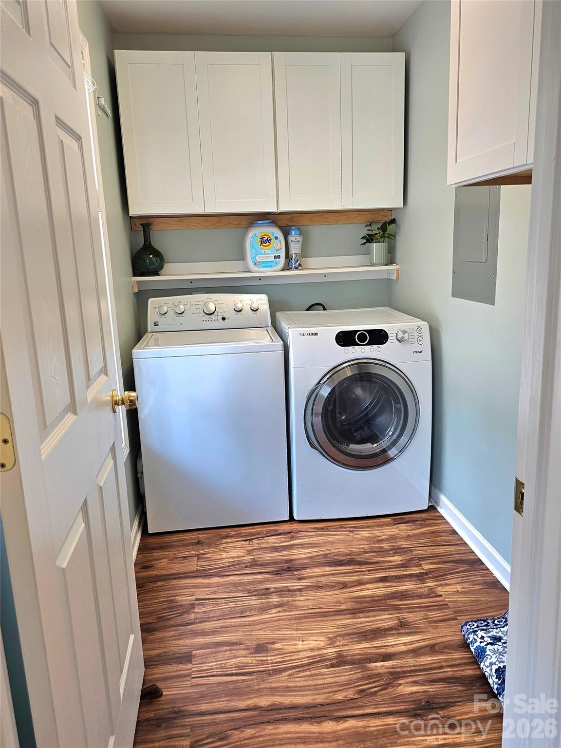 3526 Pinehaven Drive — New London