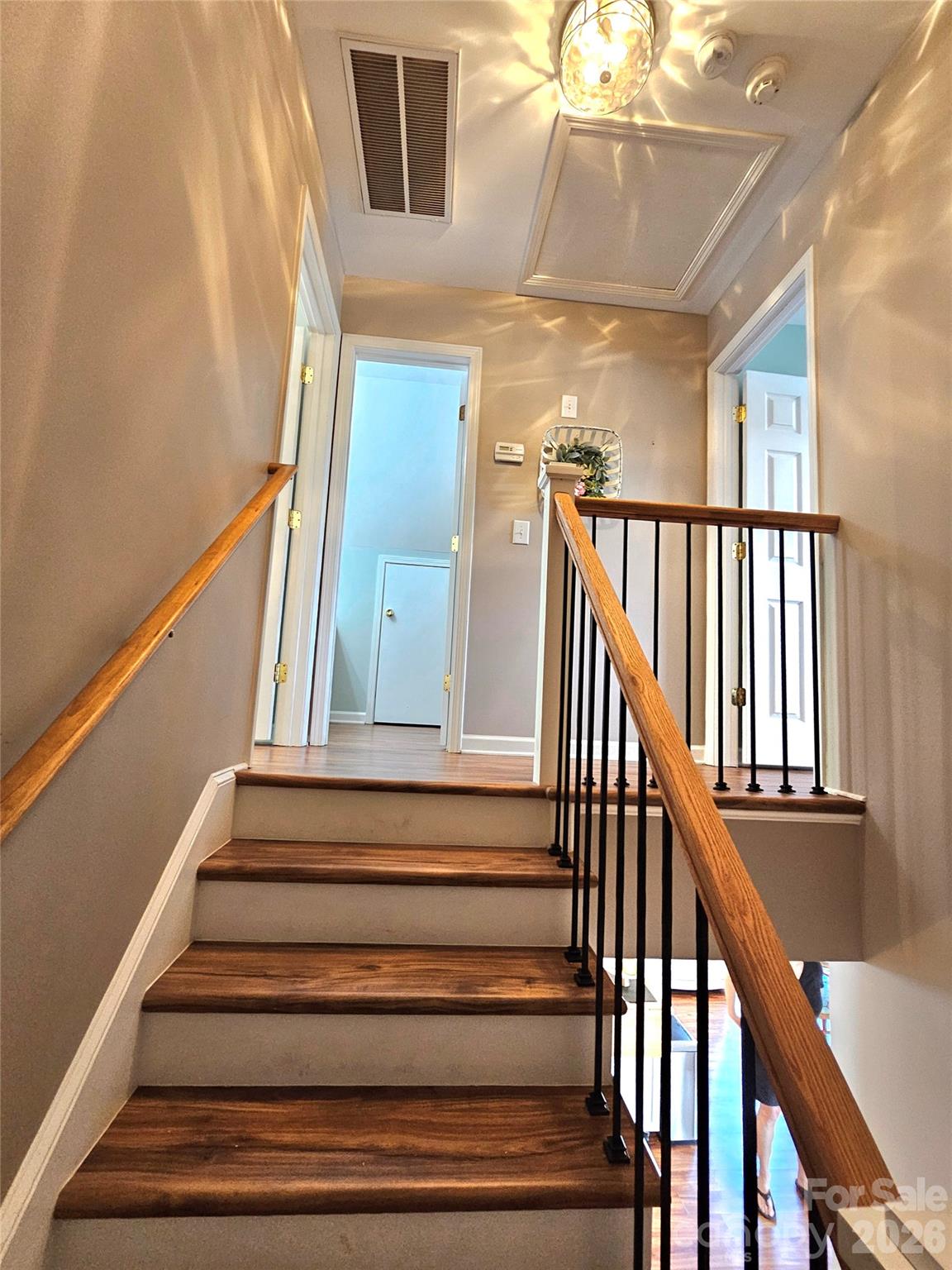 3526 Pinehaven Drive — New London