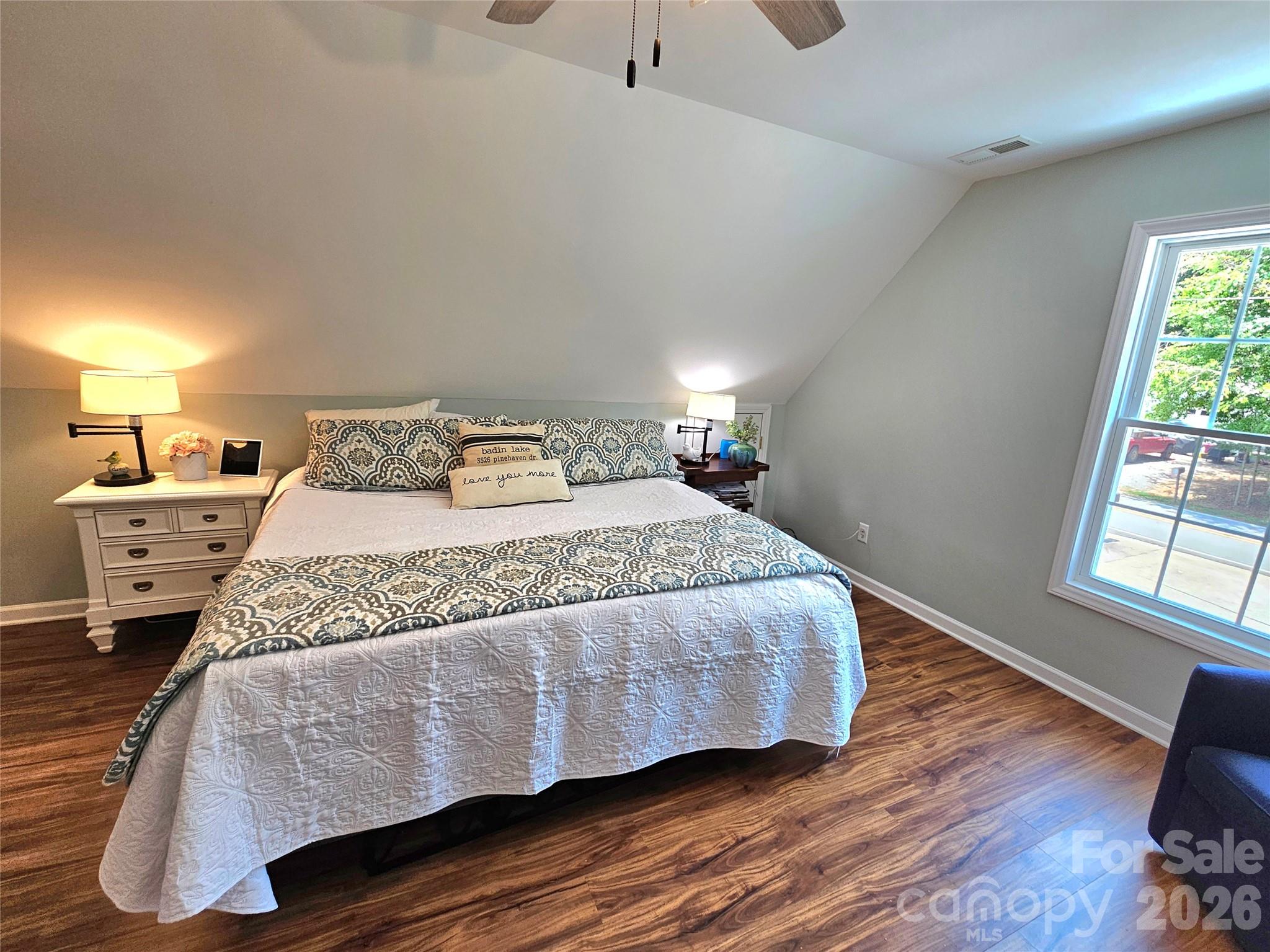 3526 Pinehaven Drive — New London